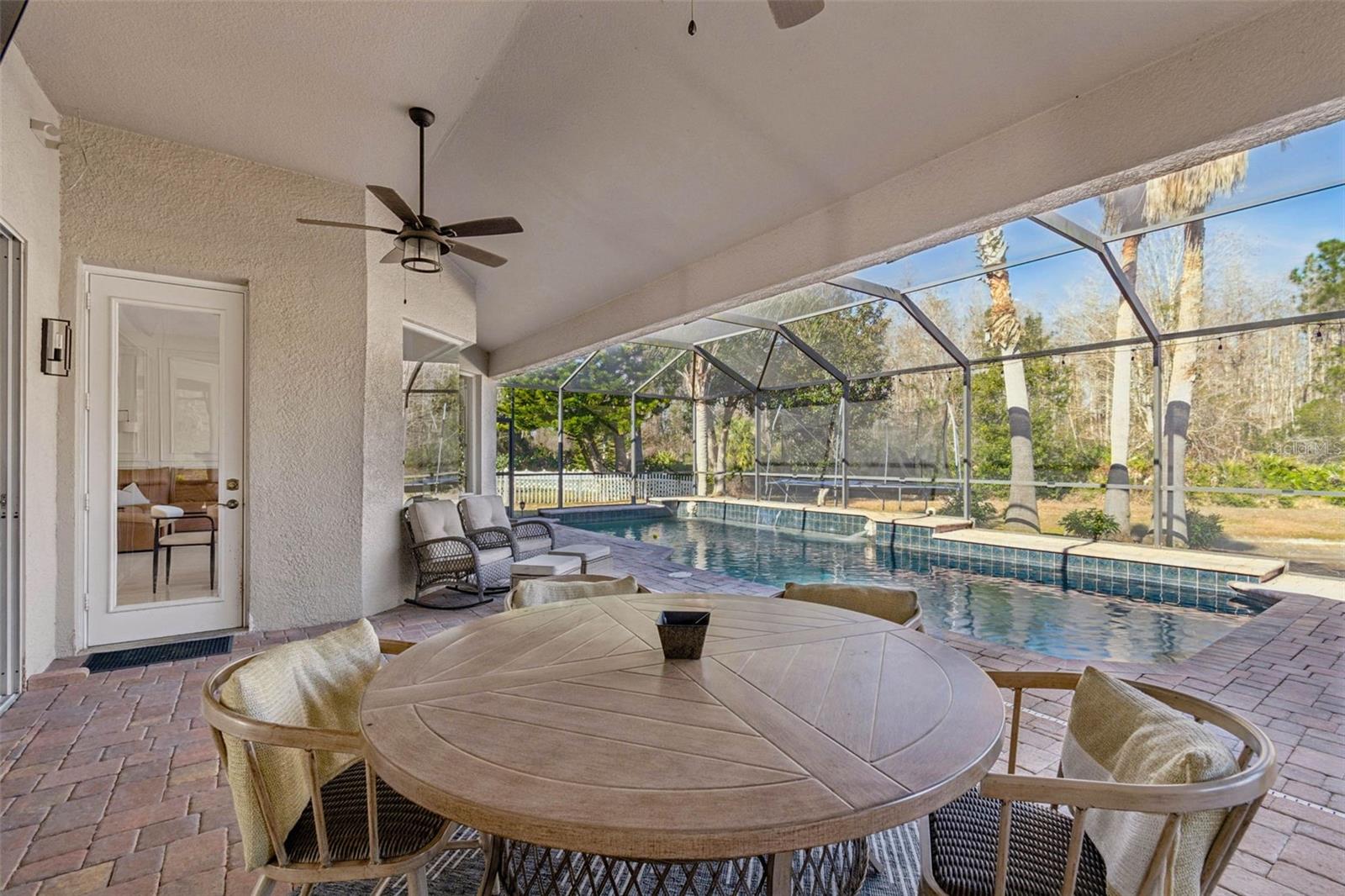 8210 NATURE Cv Way TAMPA, FL 33647