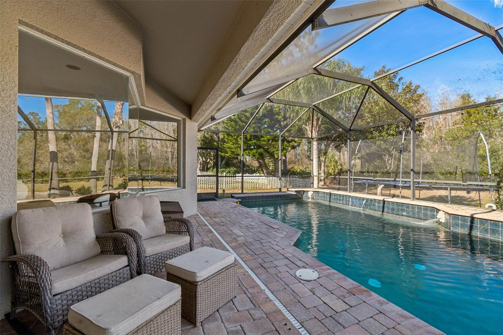 8210 NATURE Cv Way TAMPA, FL 33647