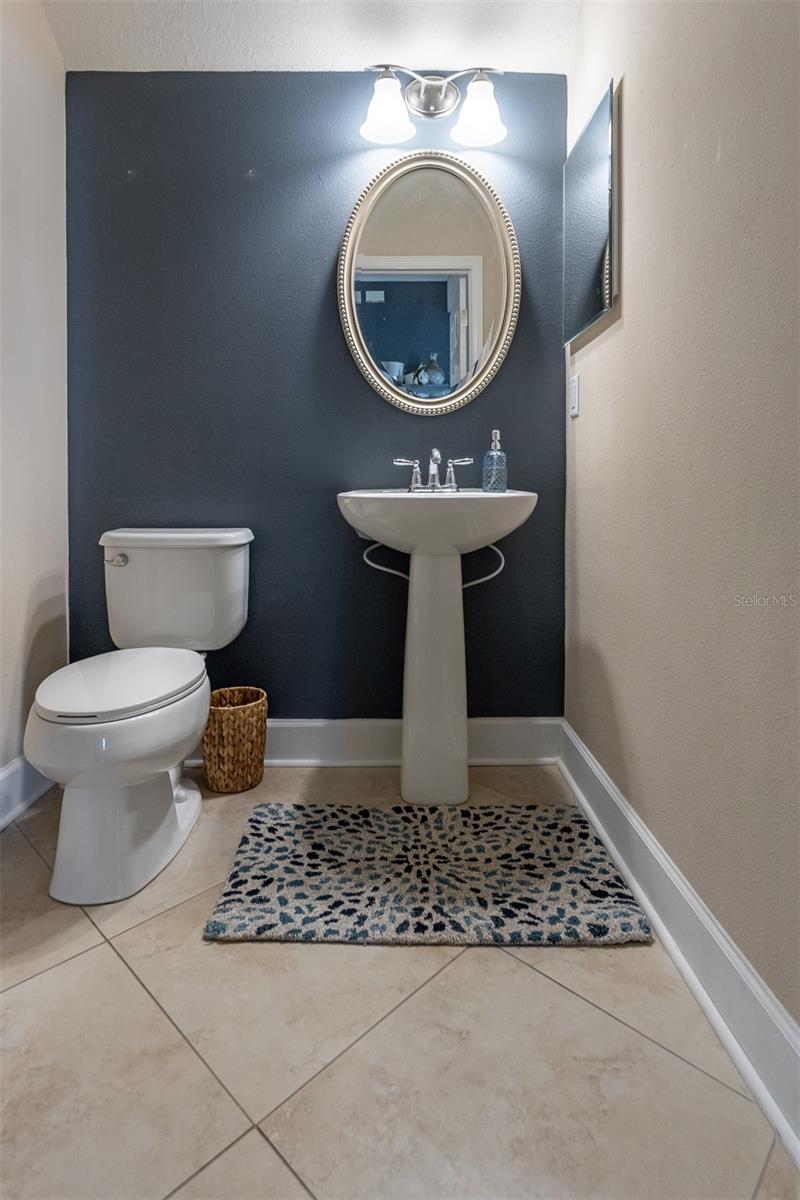 11143 WINTHROP Lk Dr RIVERVIEW, FL 33578