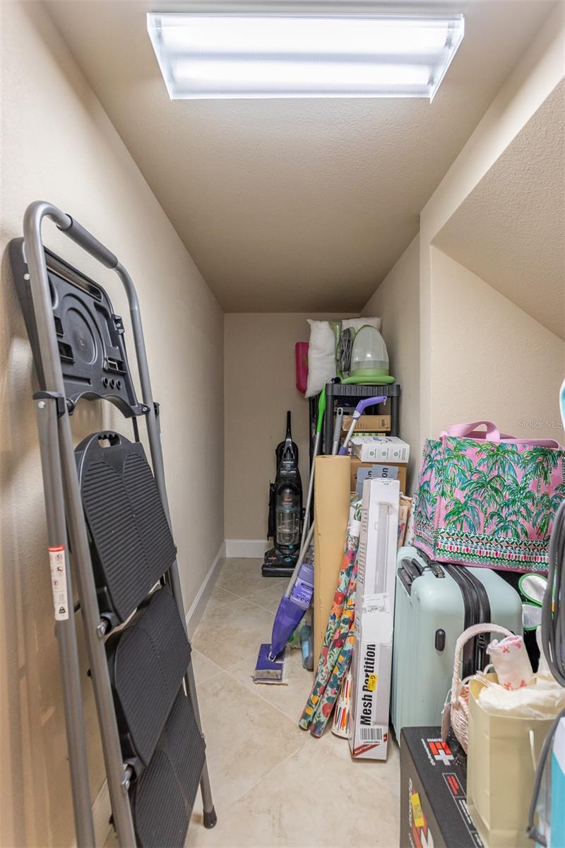 11143 WINTHROP Lk Dr RIVERVIEW, FL 33578