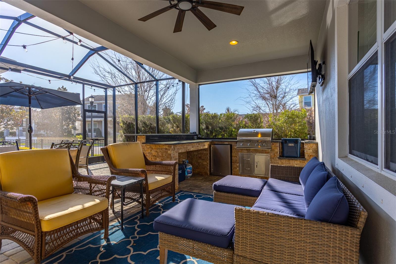 11143 WINTHROP Lk Dr RIVERVIEW, FL 33578