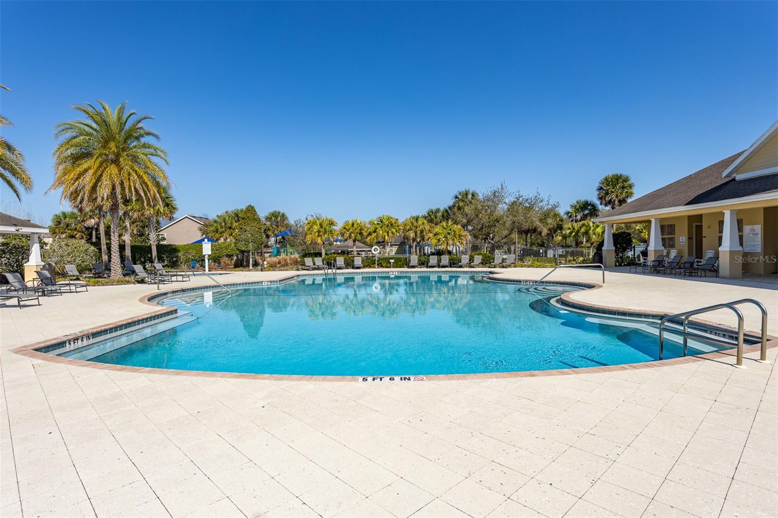 11143 WINTHROP Lk Dr RIVERVIEW, FL 33578