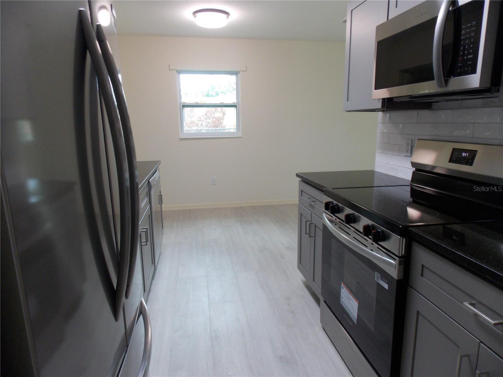1669 35TH St SARASOTA, FL 34234