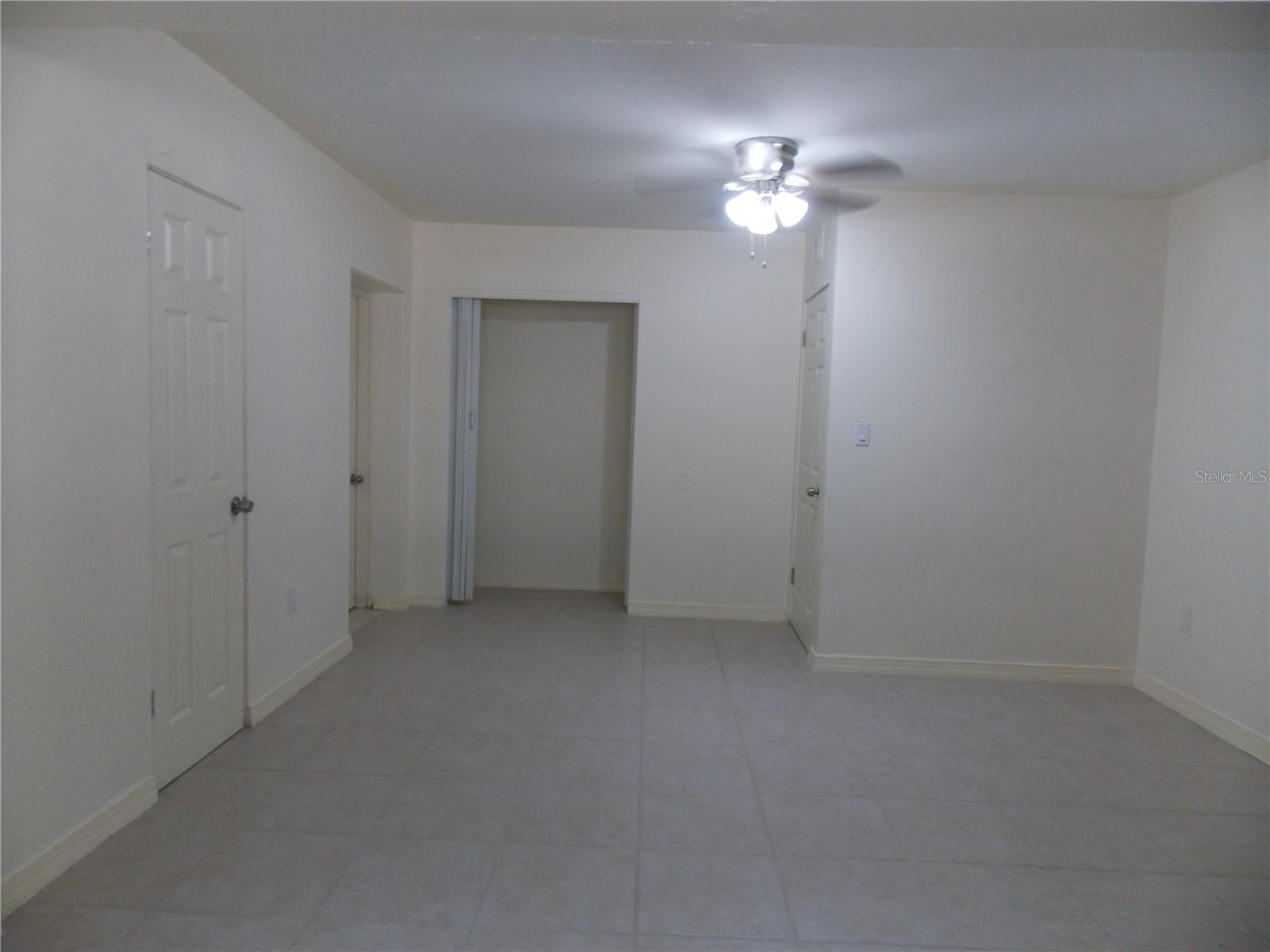 1669 35TH St SARASOTA, FL 34234