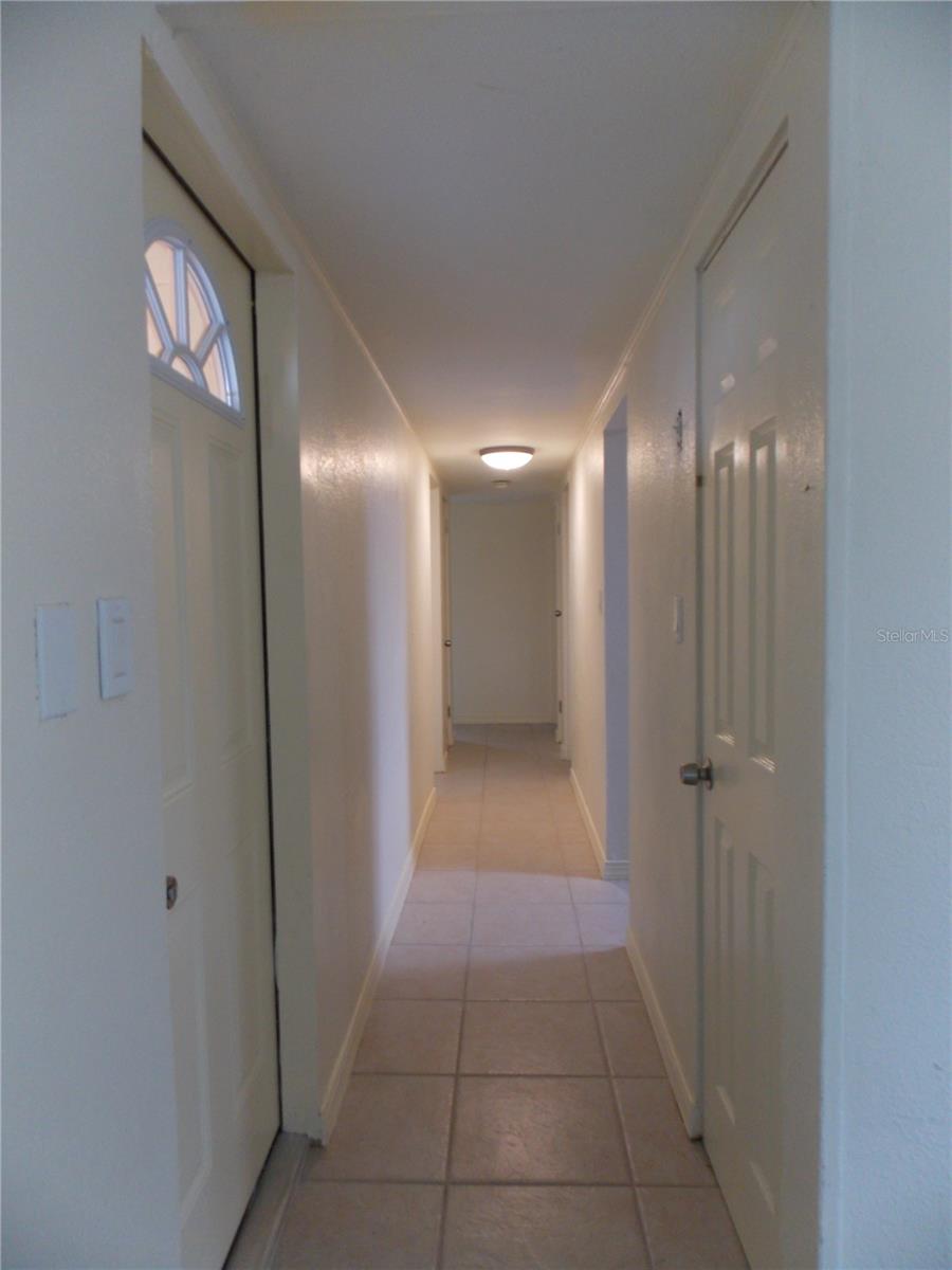 1669 35TH St SARASOTA, FL 34234
