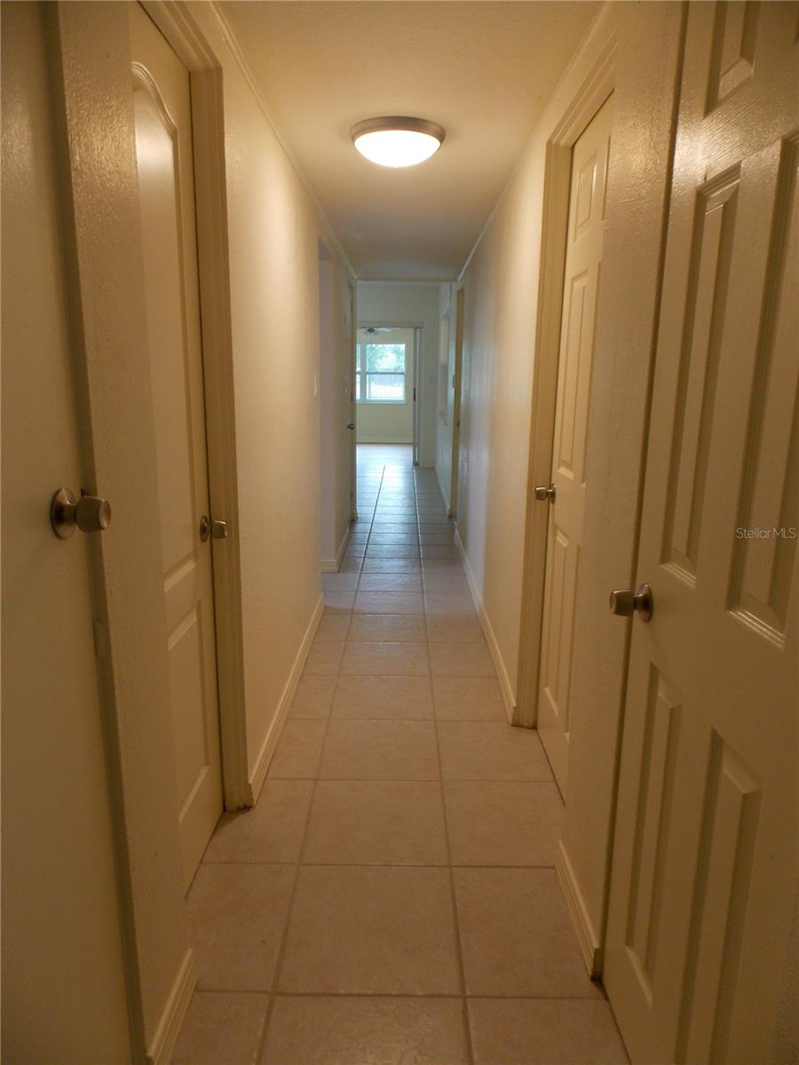 1669 35TH St SARASOTA, FL 34234