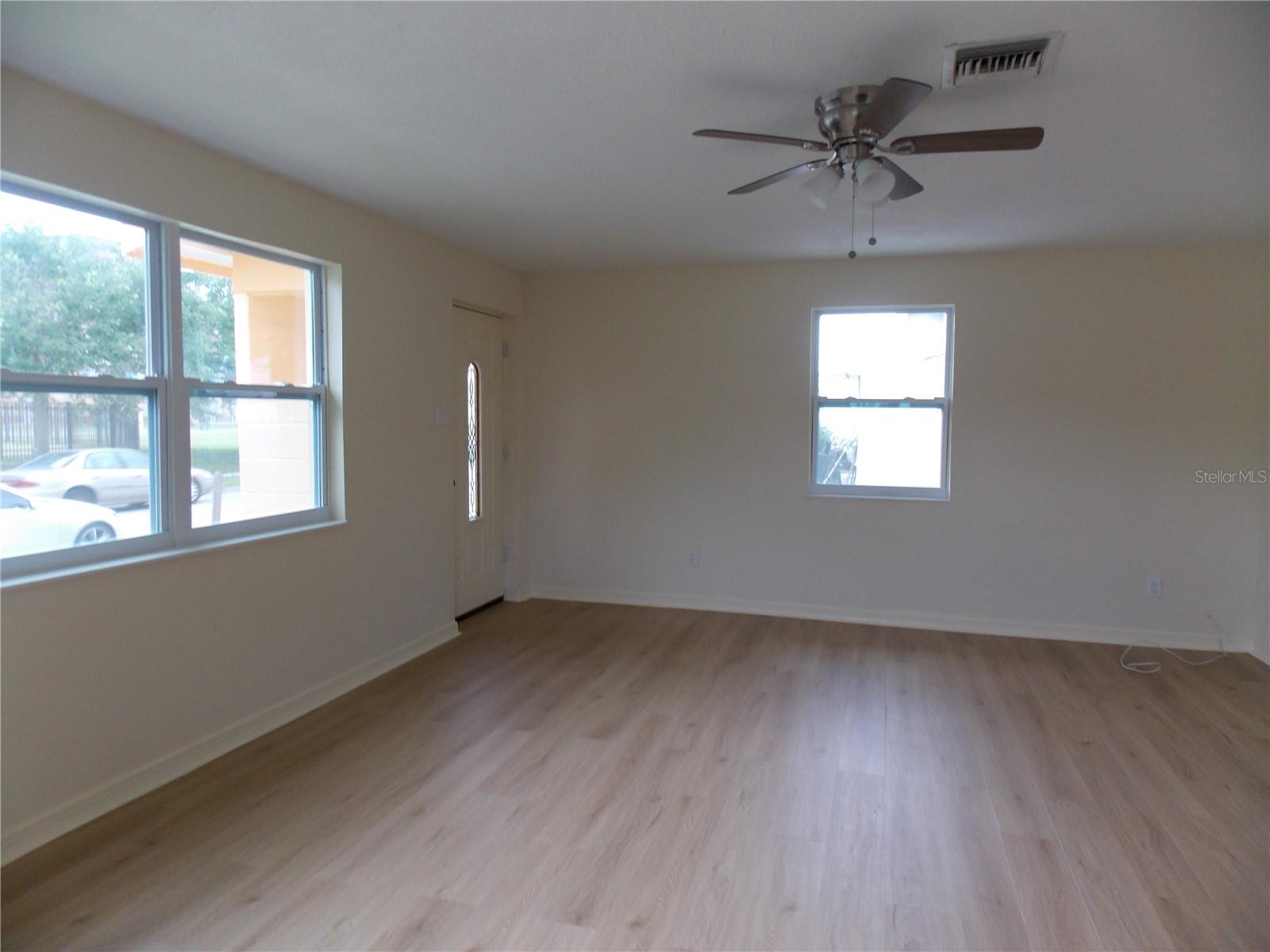 1669 35TH St SARASOTA, FL 34234