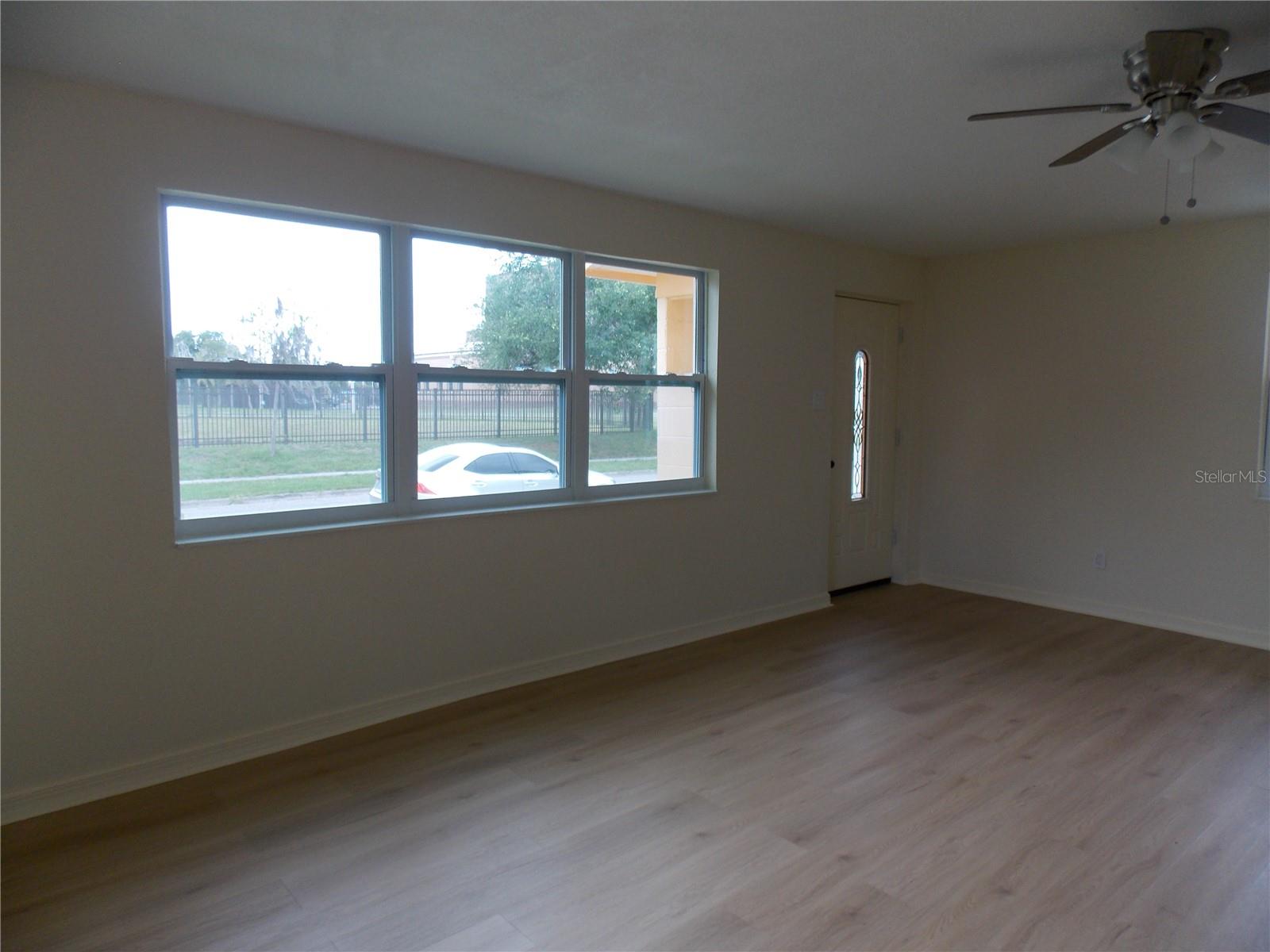 1669 35TH St SARASOTA, FL 34234