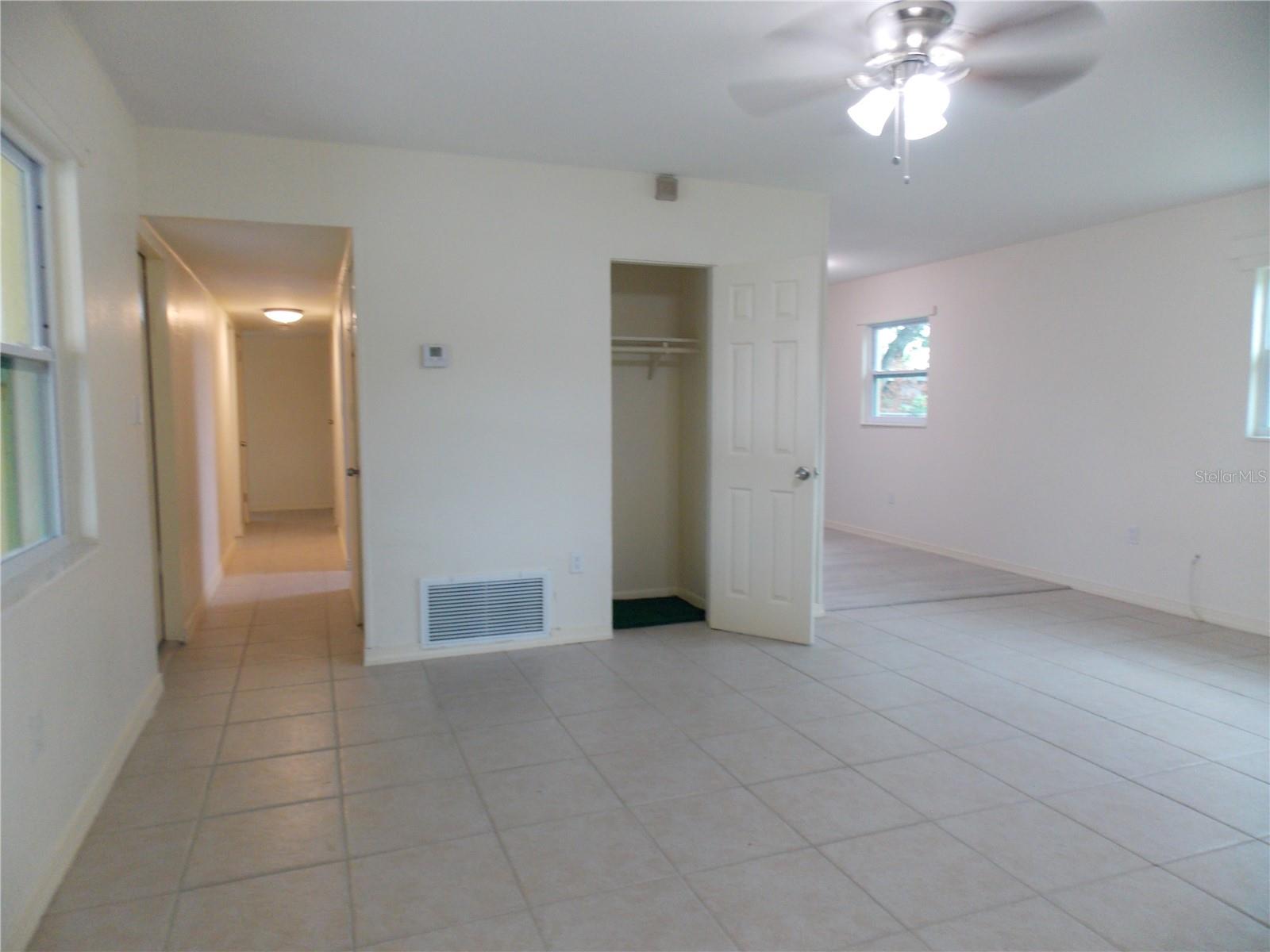 1669 35TH St SARASOTA, FL 34234