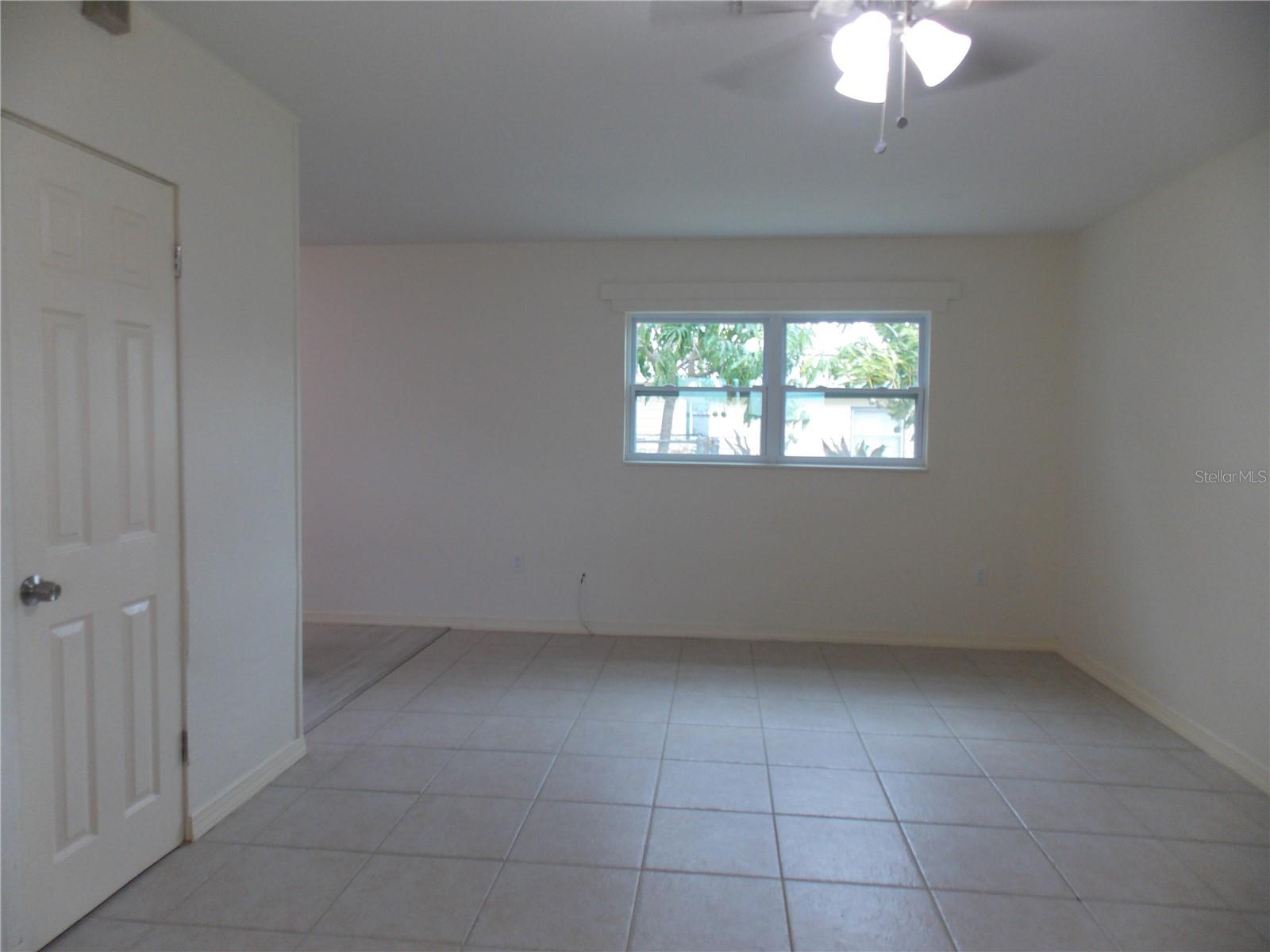 1669 35TH St SARASOTA, FL 34234
