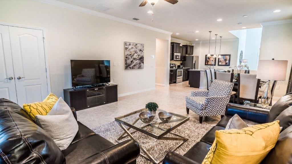 2112 ROME Dr KISSIMMEE, FL 34747