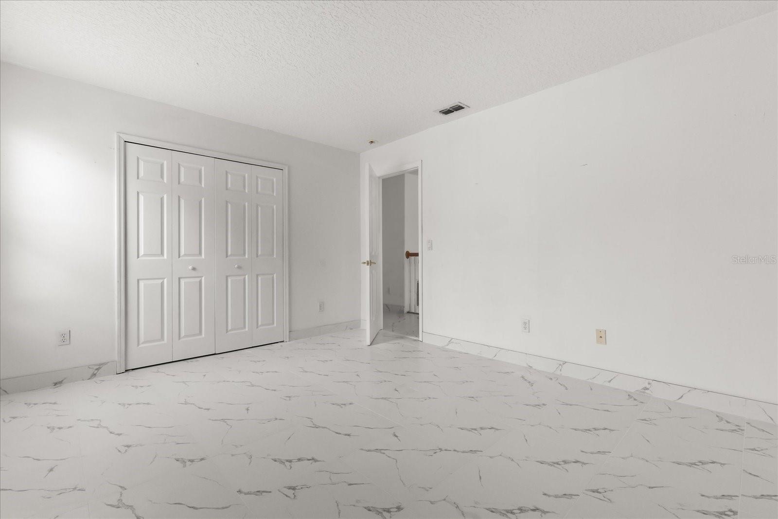 2205 WINTERMERE POINTE Dr WINTER GARDEN, FL 34787