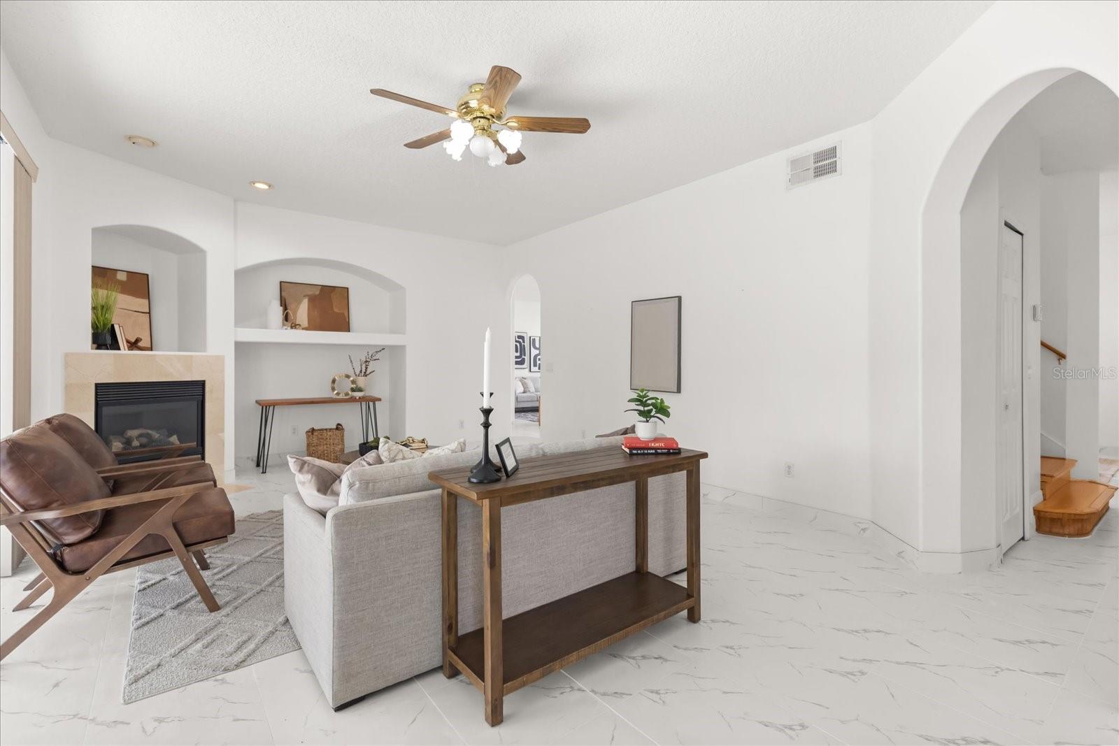 2205 WINTERMERE POINTE Dr WINTER GARDEN, FL 34787