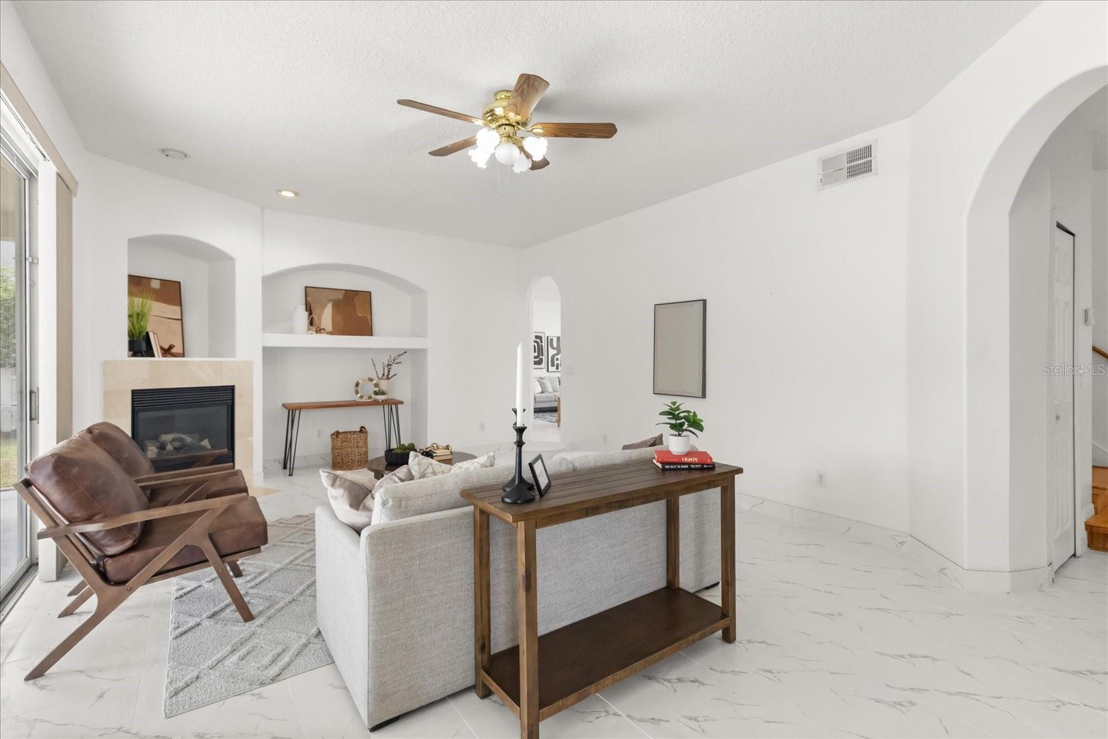 2205 WINTERMERE POINTE Dr WINTER GARDEN, FL 34787