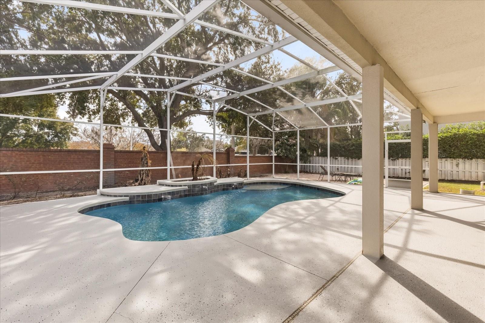 2205 WINTERMERE POINTE Dr WINTER GARDEN, FL 34787