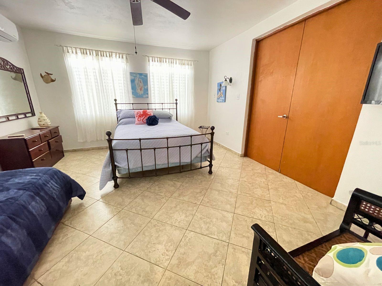 1ST FL SECTOR LA ROCA CALLE ORCA #124 FAJARDO, PR 00738