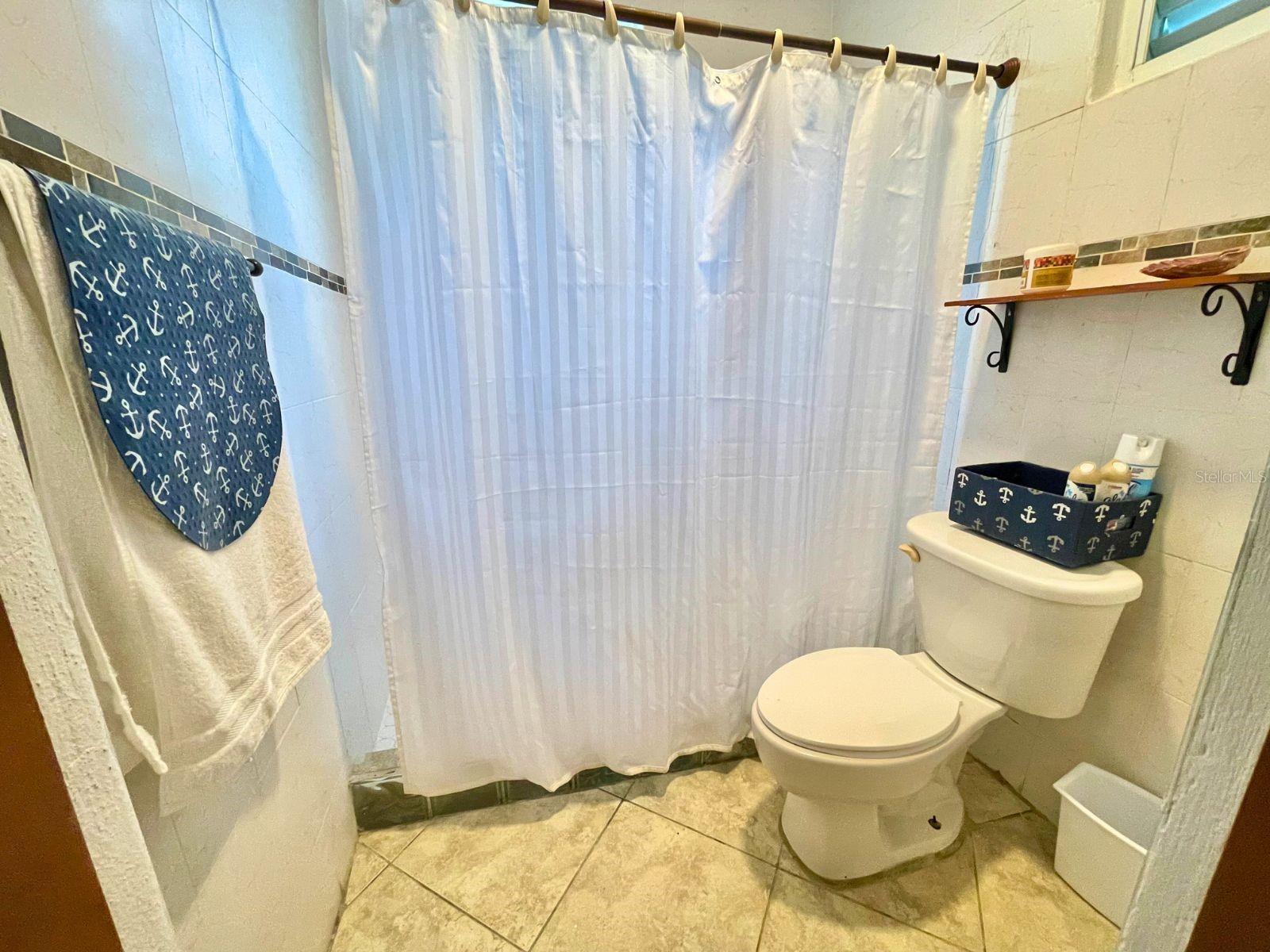 1ST FL SECTOR LA ROCA CALLE ORCA #124 FAJARDO, PR 00738