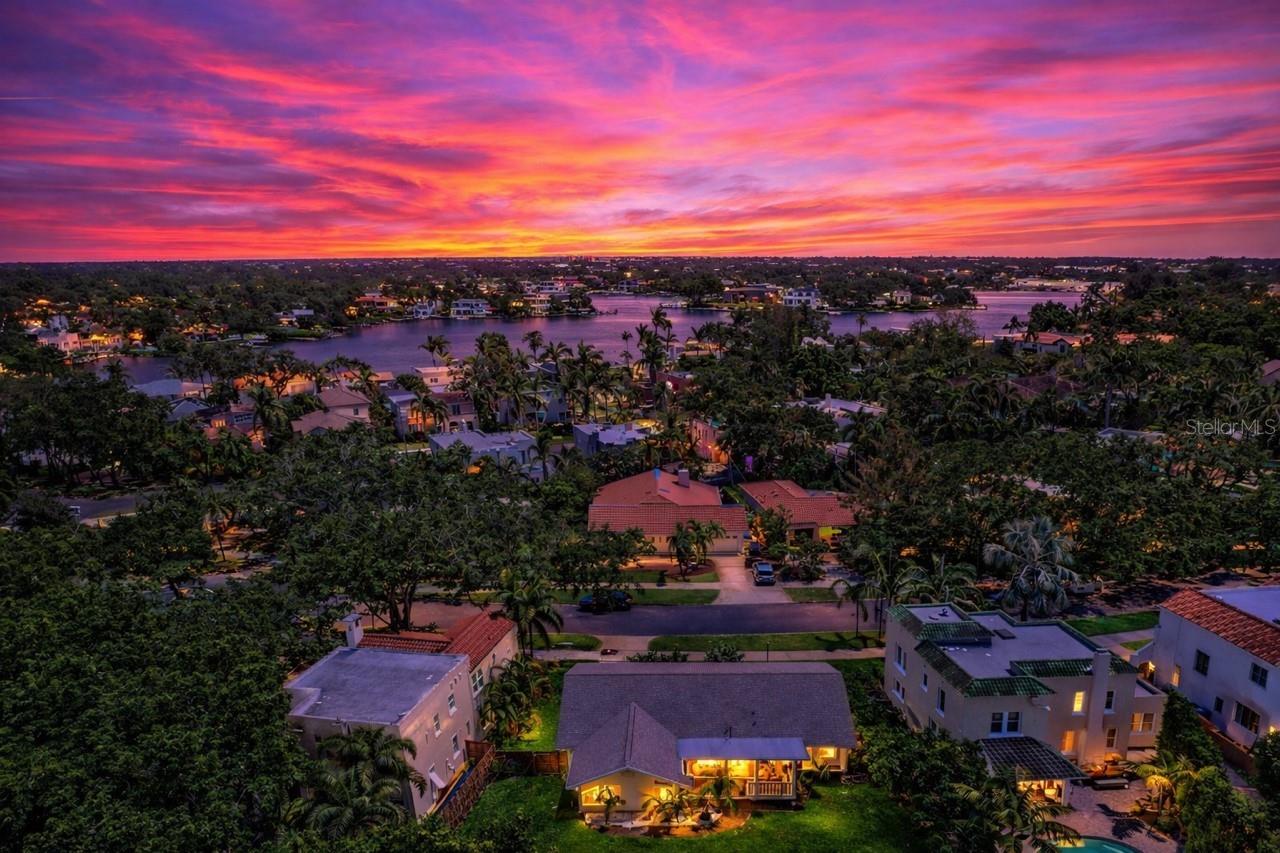 2400 ANDALUSIA Way ST PETERSBURG, FL 33704