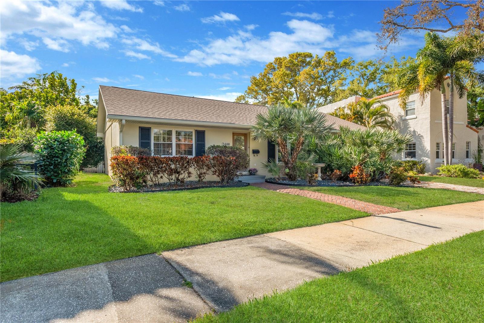 2400 ANDALUSIA Way ST PETERSBURG, FL 33704