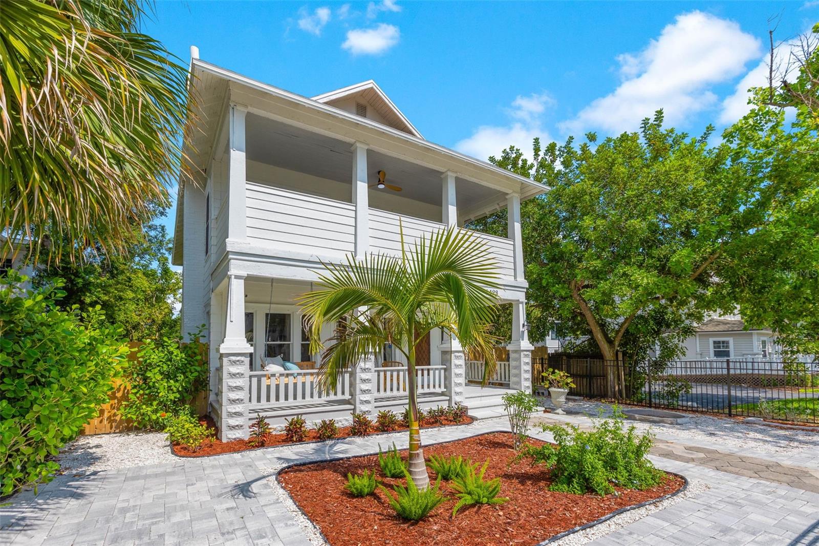 1423 Dr MARTIN LUTHER KING JR St ST PETERSBURG, FL 33704