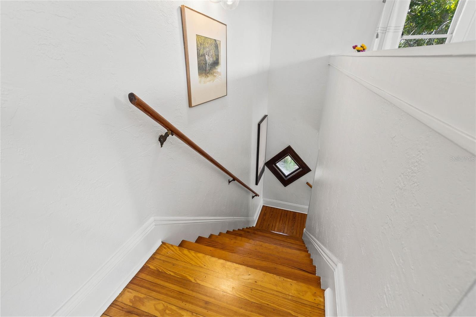 1423 Dr MARTIN LUTHER KING JR St ST PETERSBURG, FL 33704