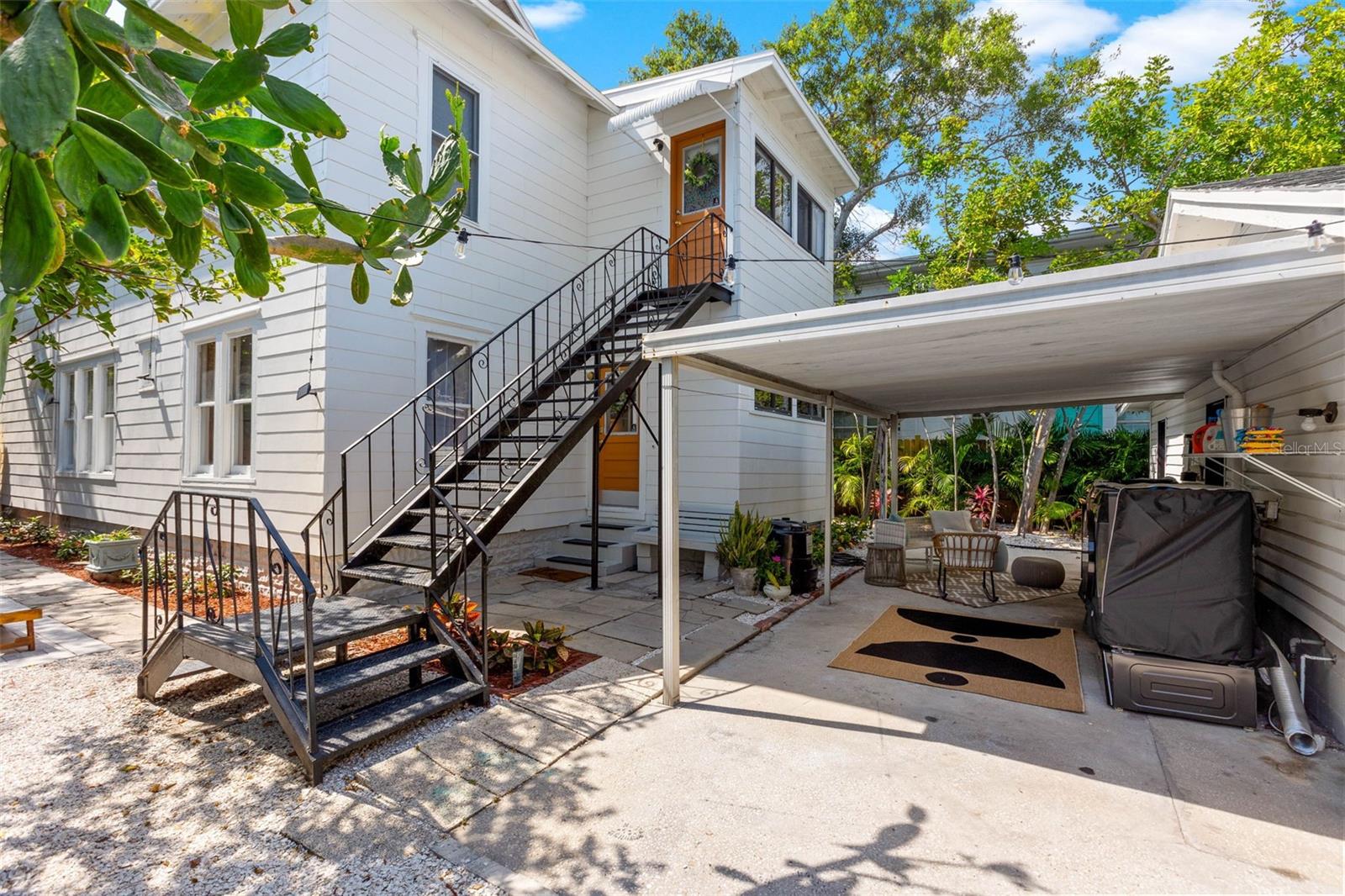 1423 Dr MARTIN LUTHER KING JR St ST PETERSBURG, FL 33704