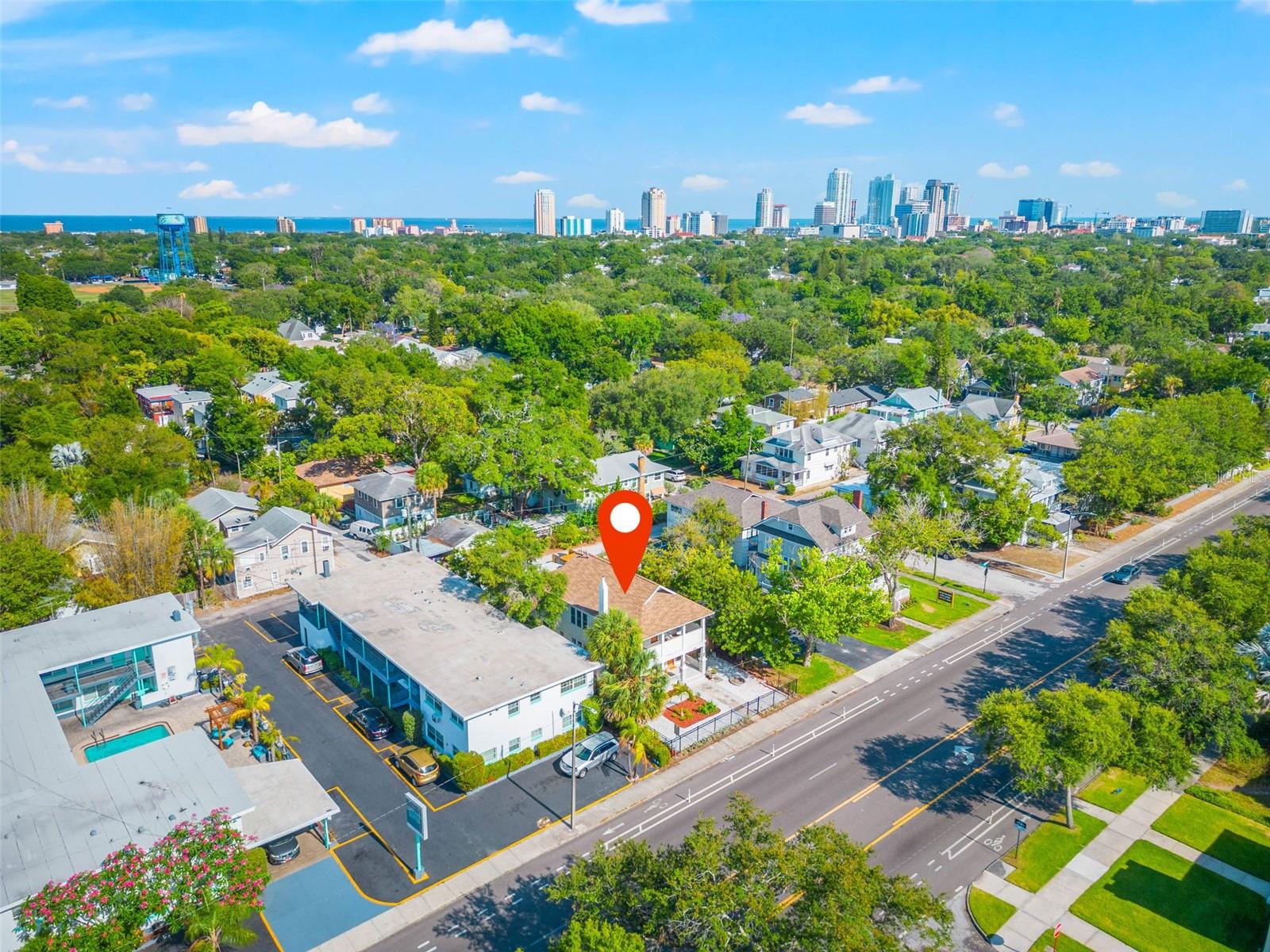 1423 Dr MARTIN LUTHER KING JR St ST PETERSBURG, FL 33704