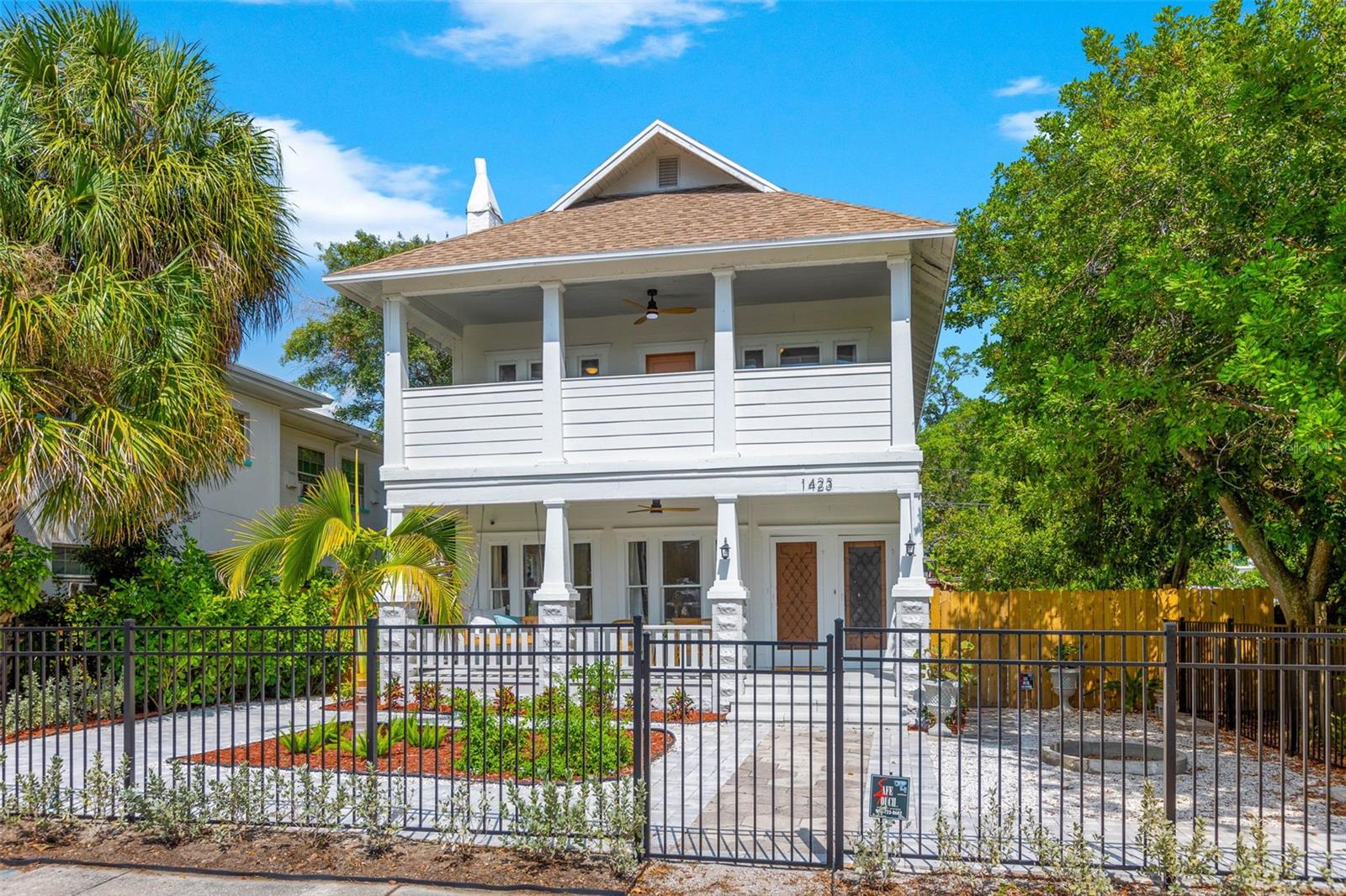 1423 Dr MARTIN LUTHER KING JR St ST PETERSBURG, FL 33704