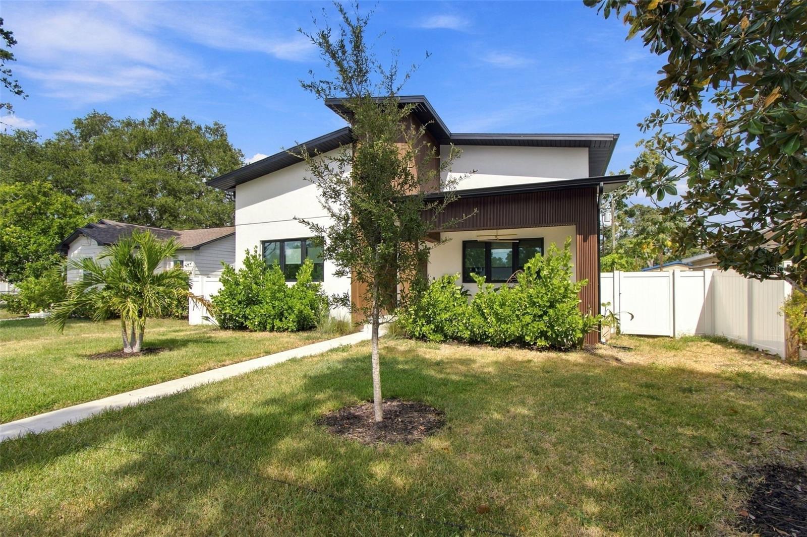 3721 6TH Ave ST PETERSBURG, FL 33713