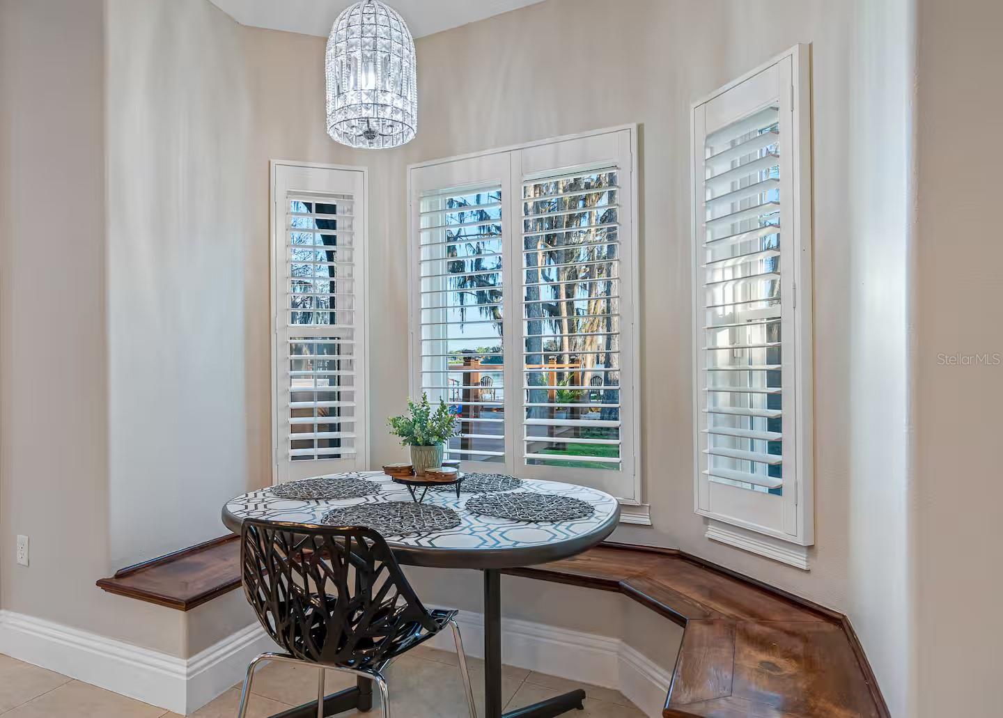 151 LAKESIDE Dr SANFORD, FL 32773