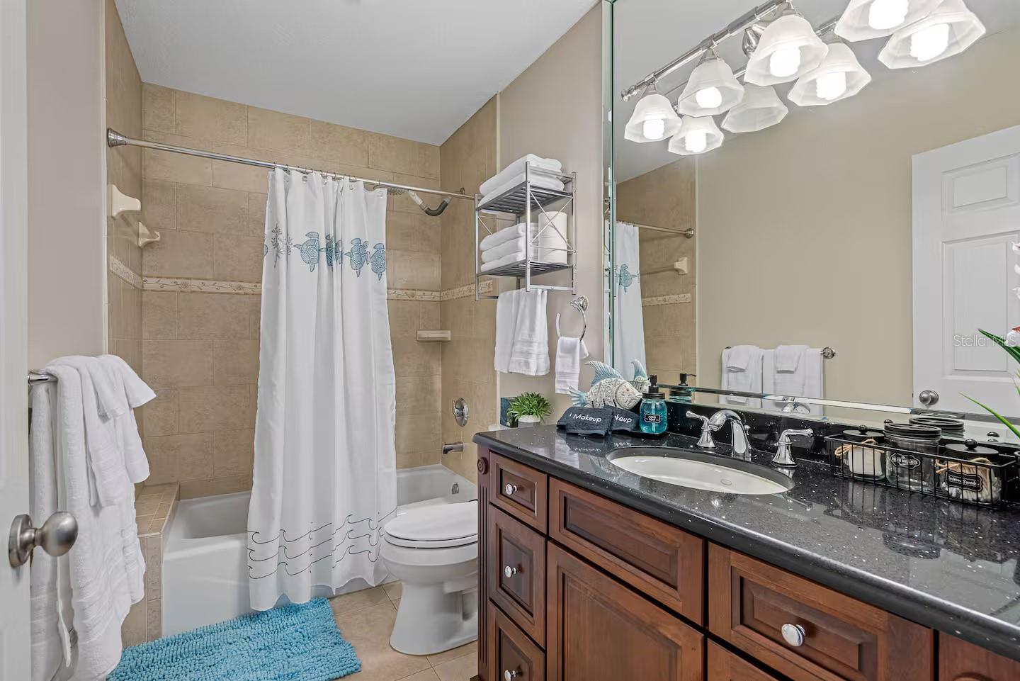 151 LAKESIDE Dr SANFORD, FL 32773