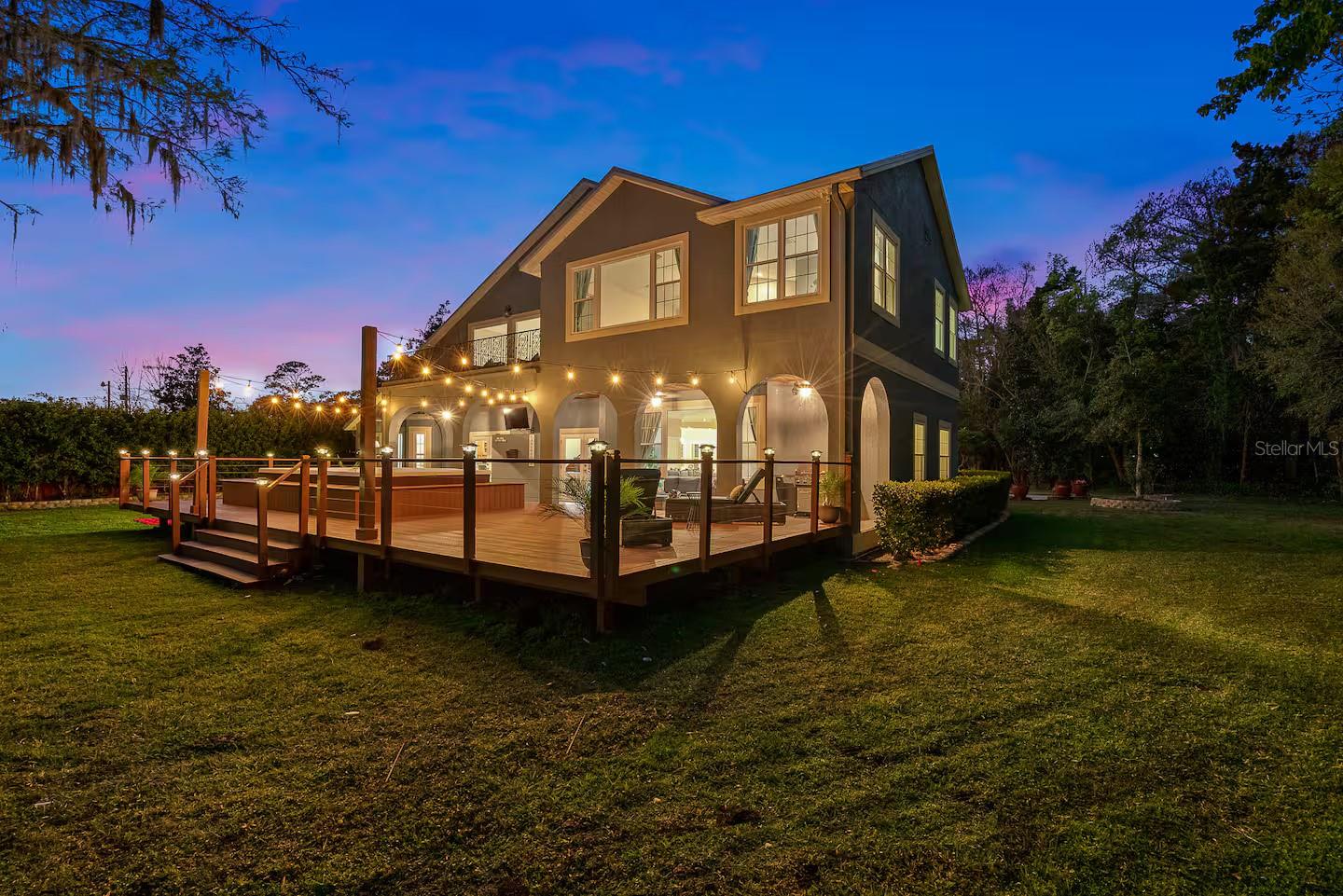 151 LAKESIDE Dr SANFORD, FL 32773