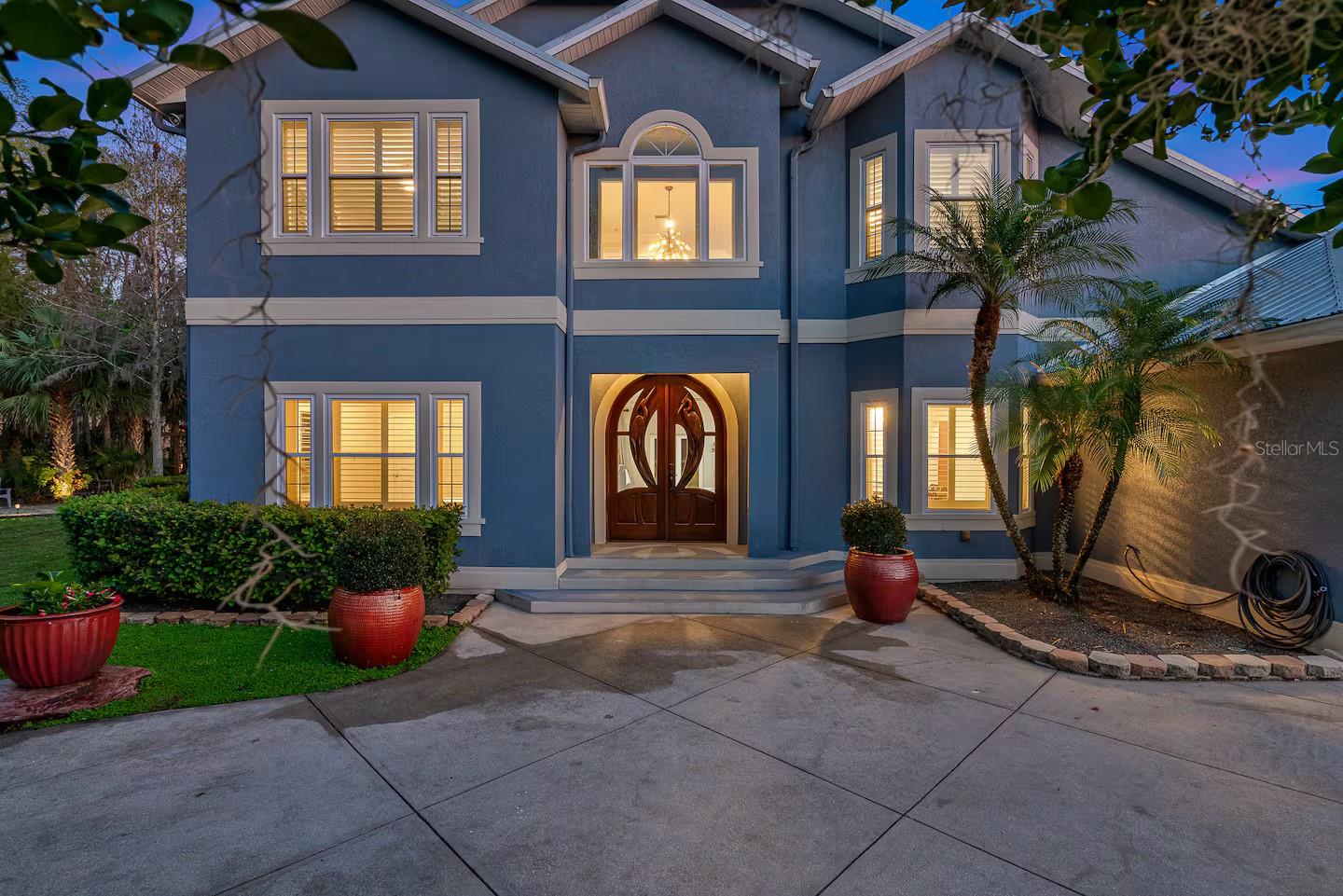 151 LAKESIDE Dr SANFORD, FL 32773