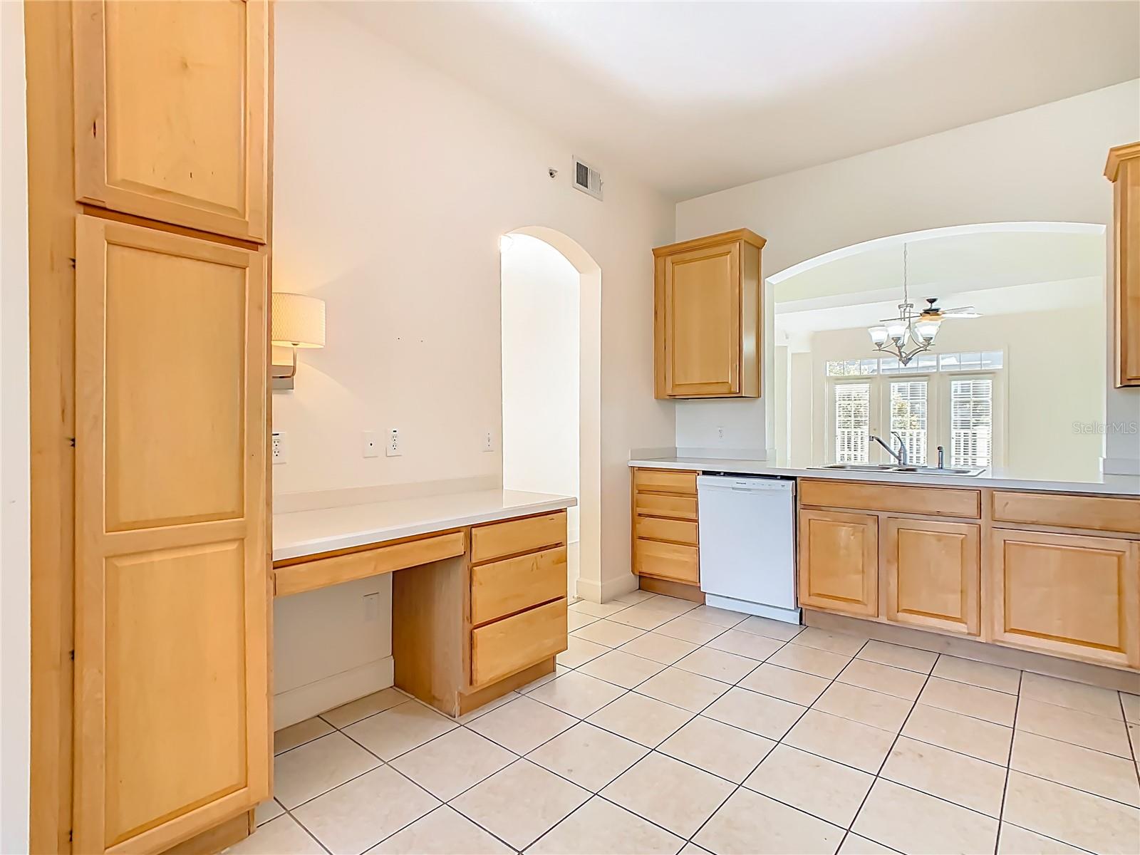 1210 VAUX Blvd #408 KISSIMMEE, FL 34747