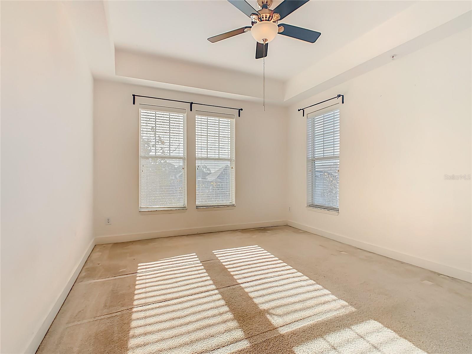 1210 VAUX Blvd #408 KISSIMMEE, FL 34747