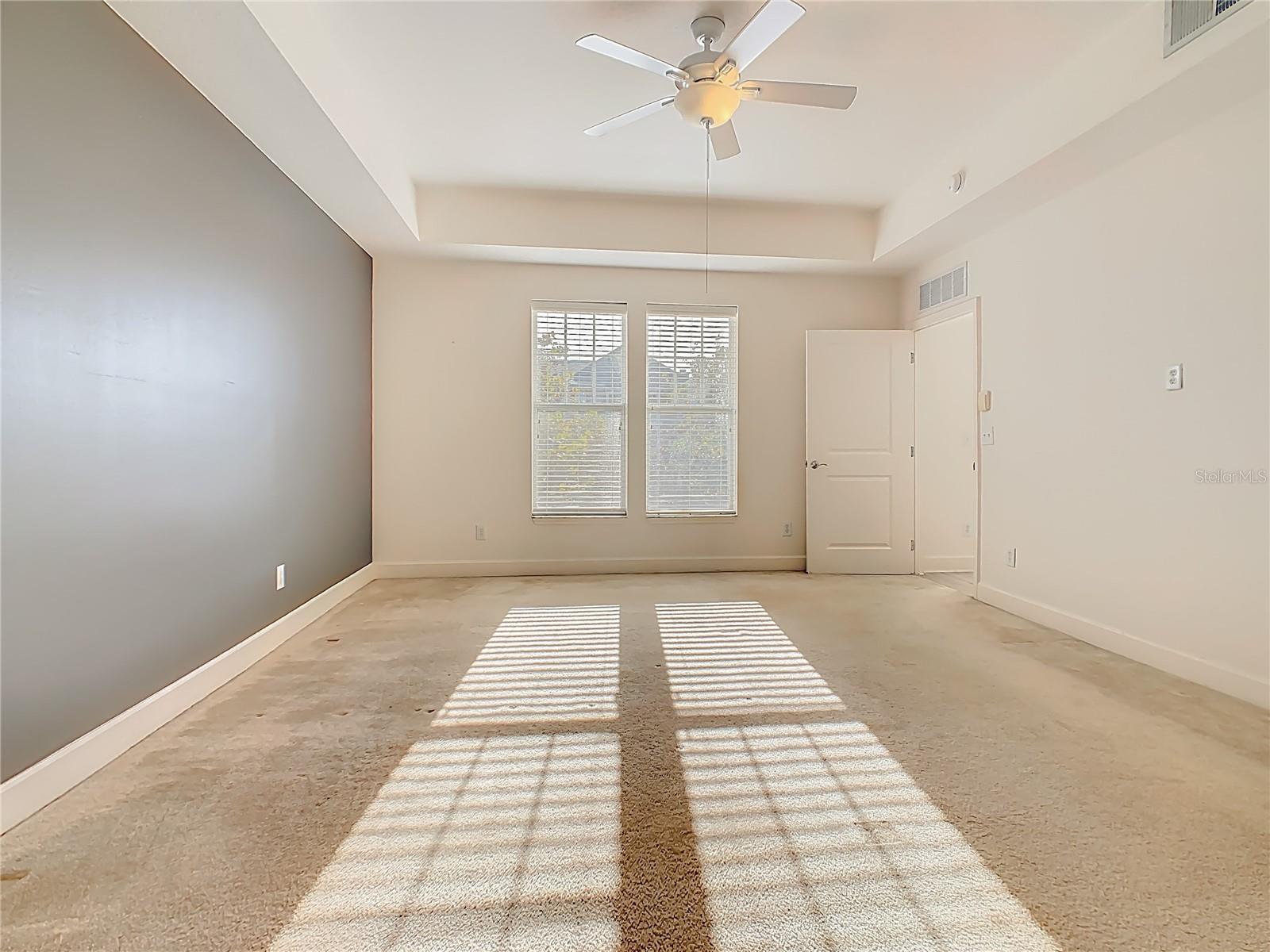 1210 VAUX Blvd #408 KISSIMMEE, FL 34747