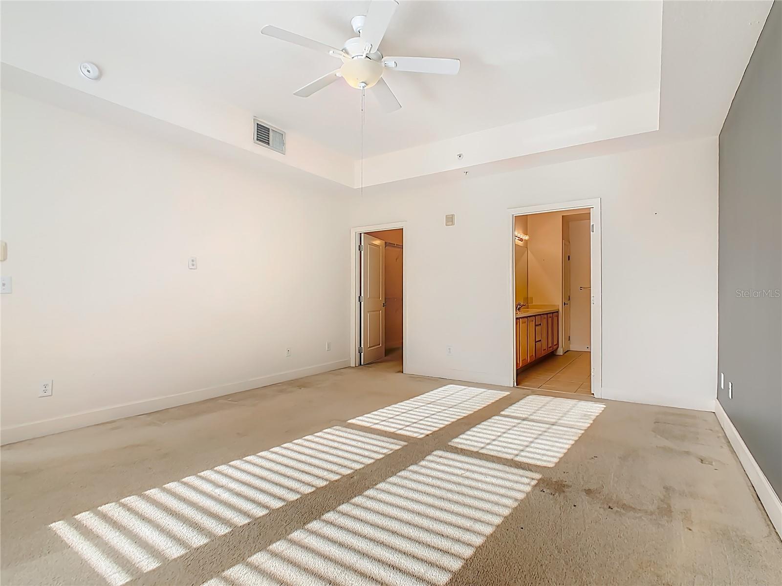 1210 VAUX Blvd #408 KISSIMMEE, FL 34747