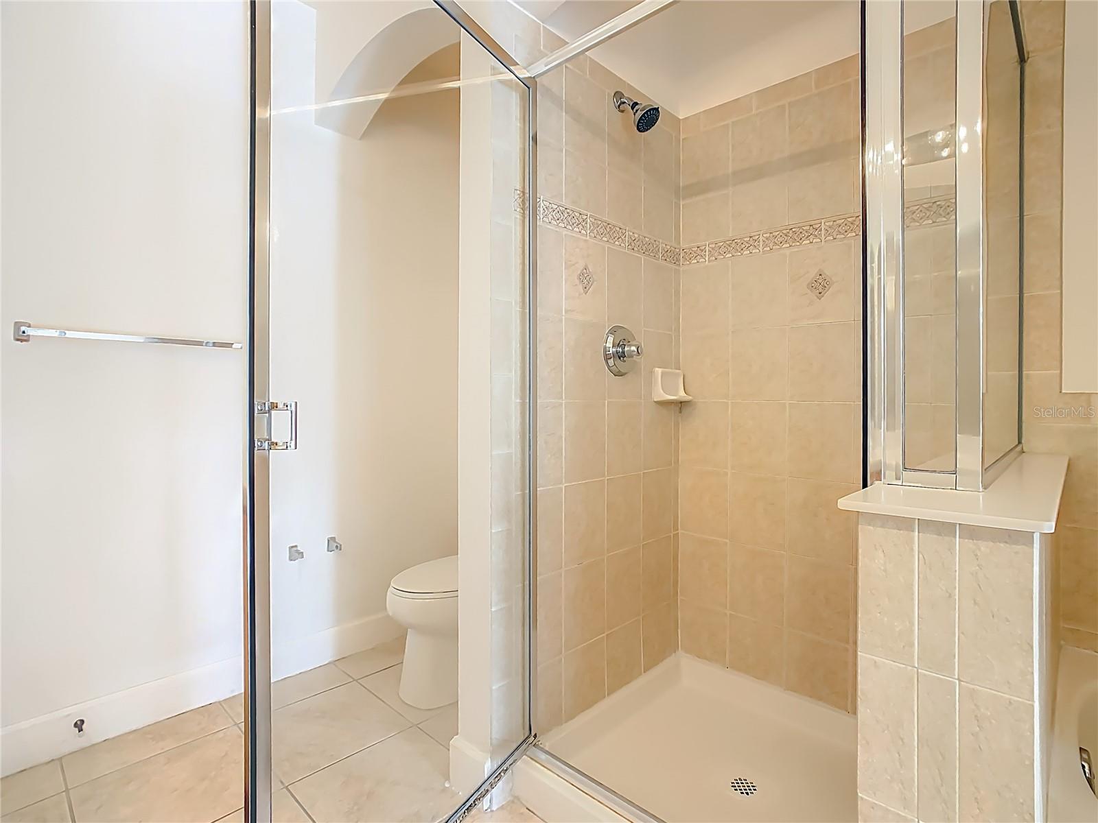 1210 VAUX Blvd #408 KISSIMMEE, FL 34747