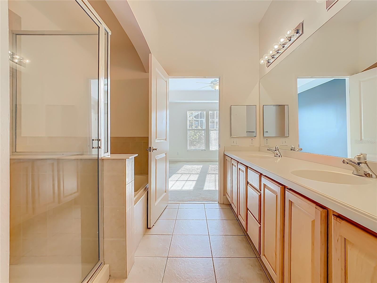 1210 VAUX Blvd #408 KISSIMMEE, FL 34747