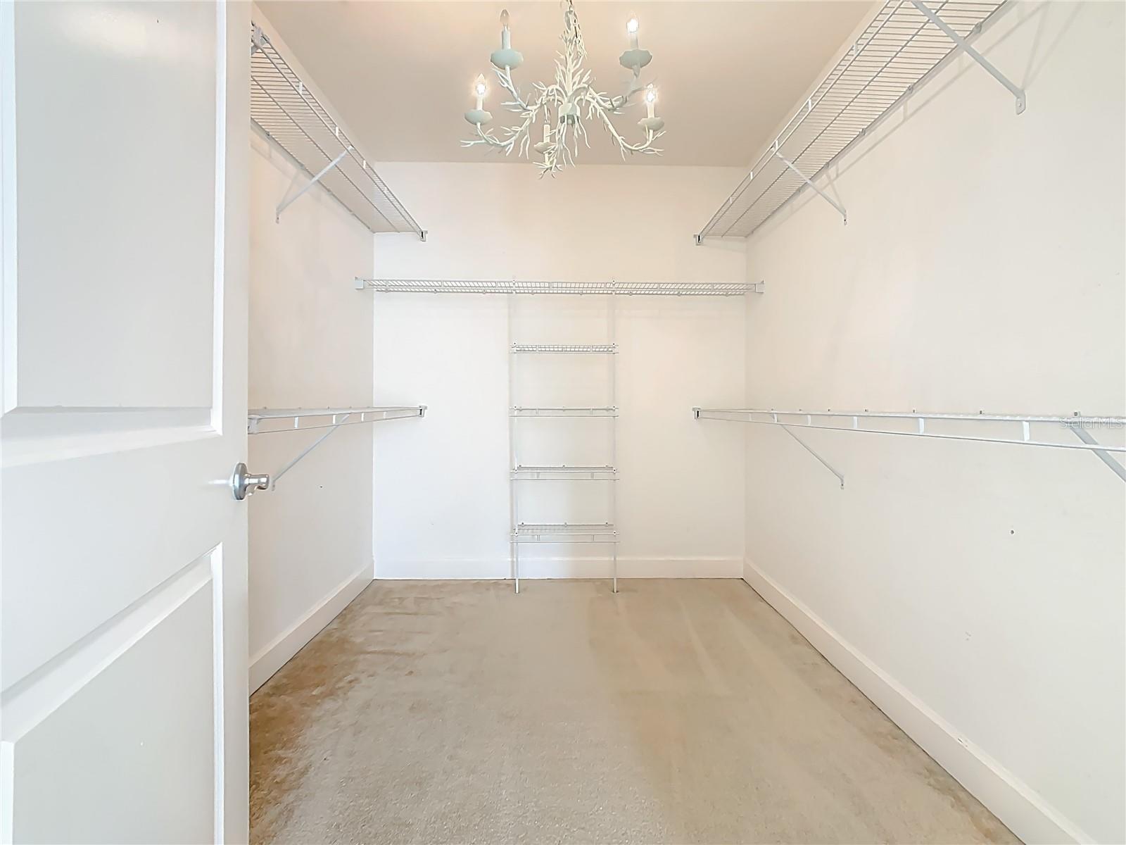 1210 VAUX Blvd #408 KISSIMMEE, FL 34747