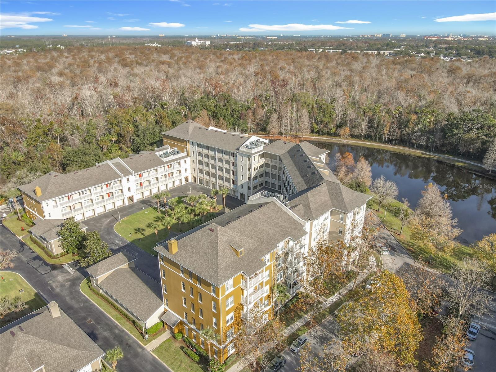 1210 VAUX Blvd #408 KISSIMMEE, FL 34747