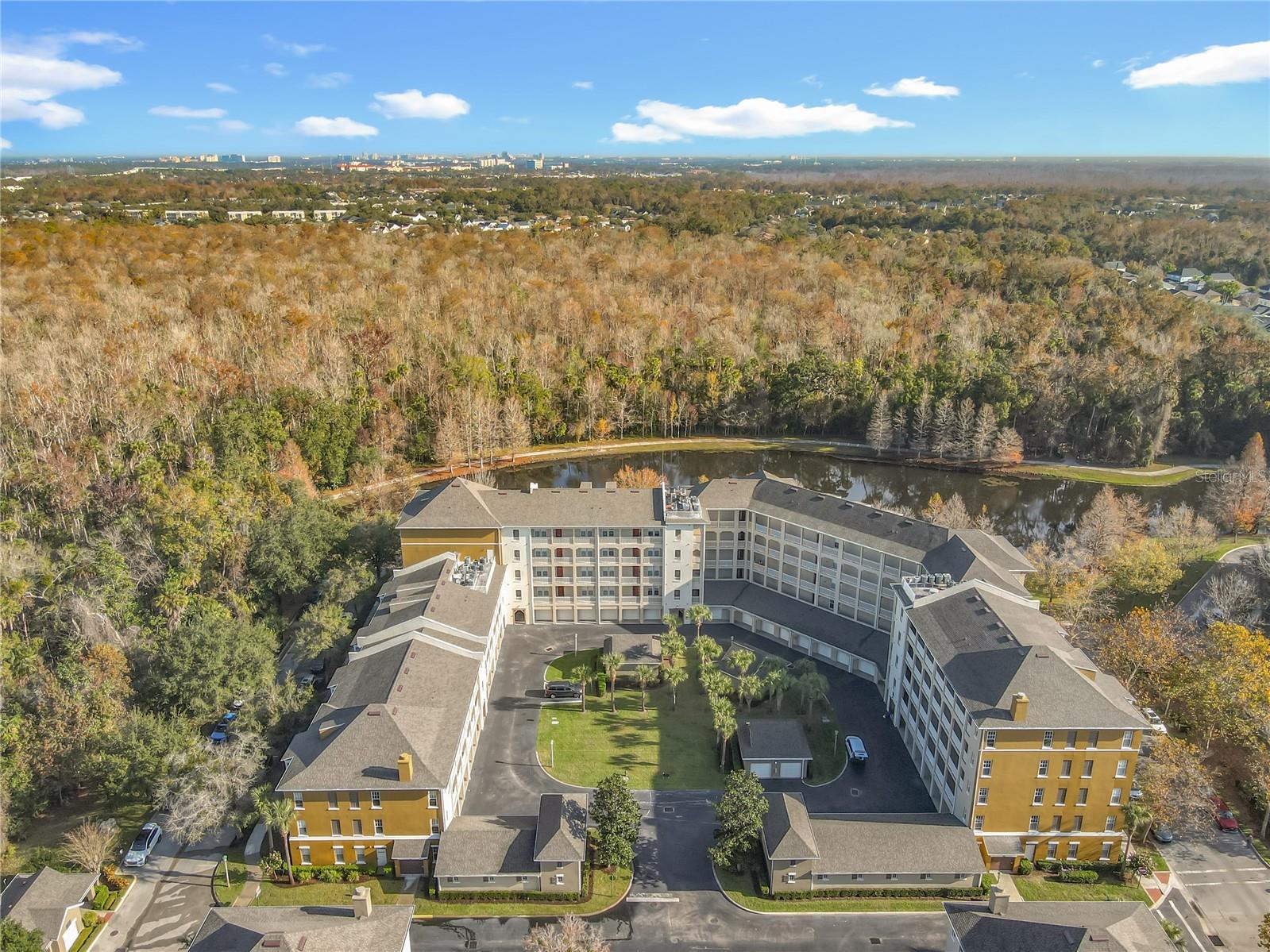 1210 VAUX Blvd #408 KISSIMMEE, FL 34747