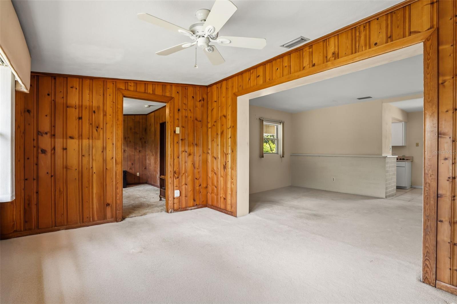 5409 STRATEMEYER Dr ORLANDO, FL 32839