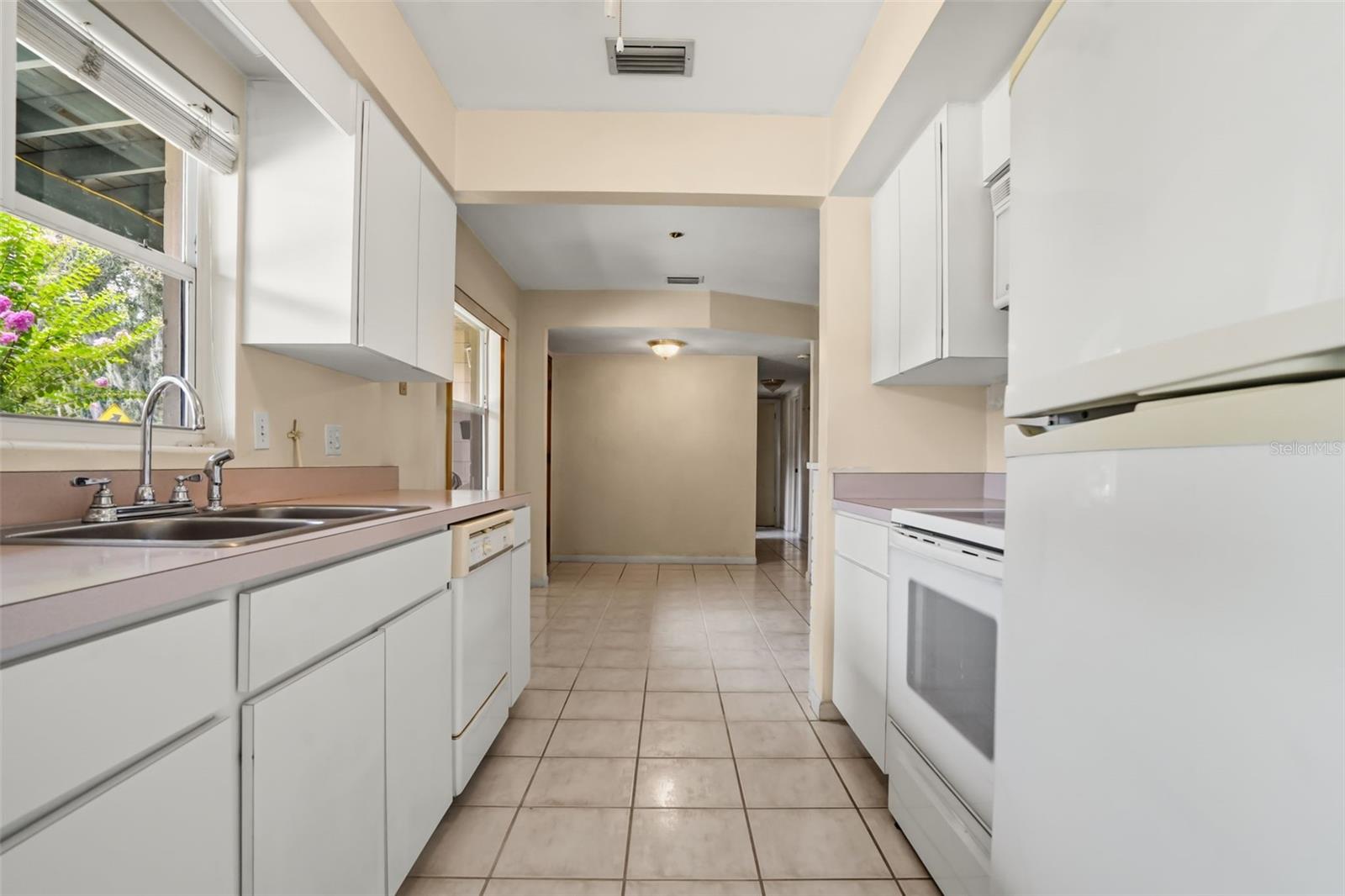 5409 STRATEMEYER Dr ORLANDO, FL 32839