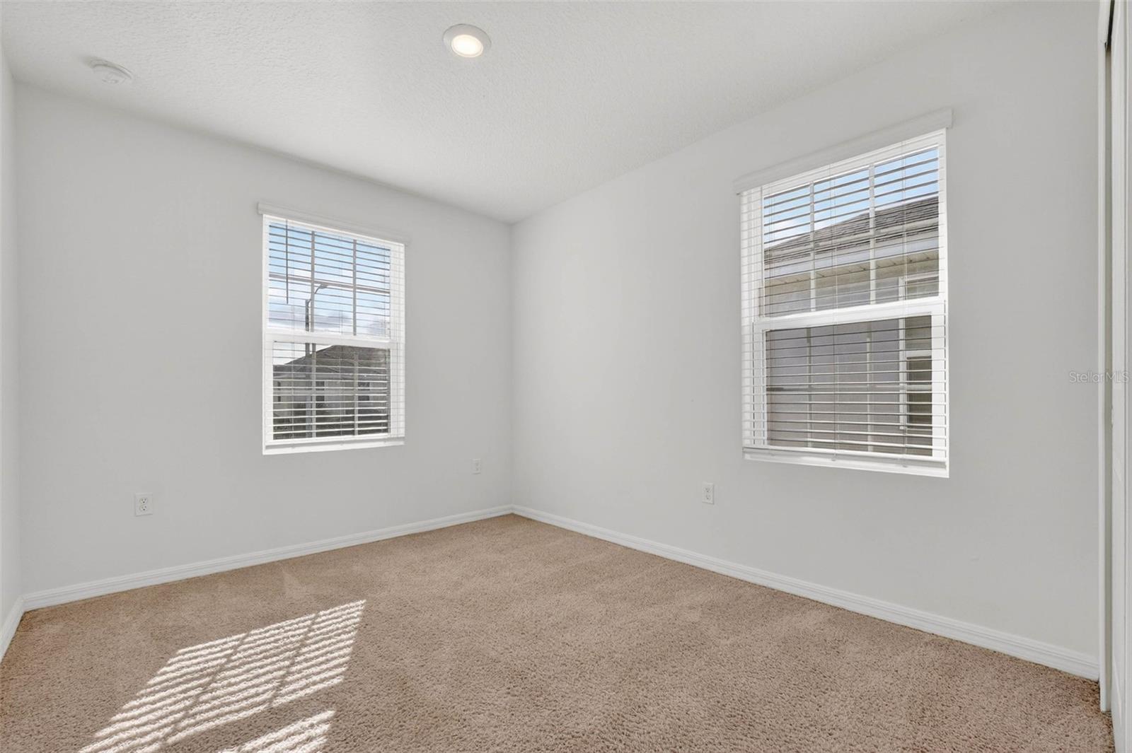 3583 DAVENPORT Crk Ct KISSIMMEE, FL 34746