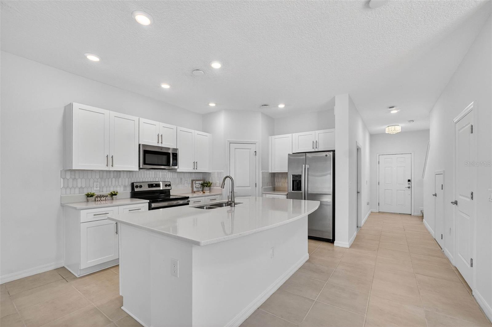 3583 DAVENPORT Crk Ct KISSIMMEE, FL 34746