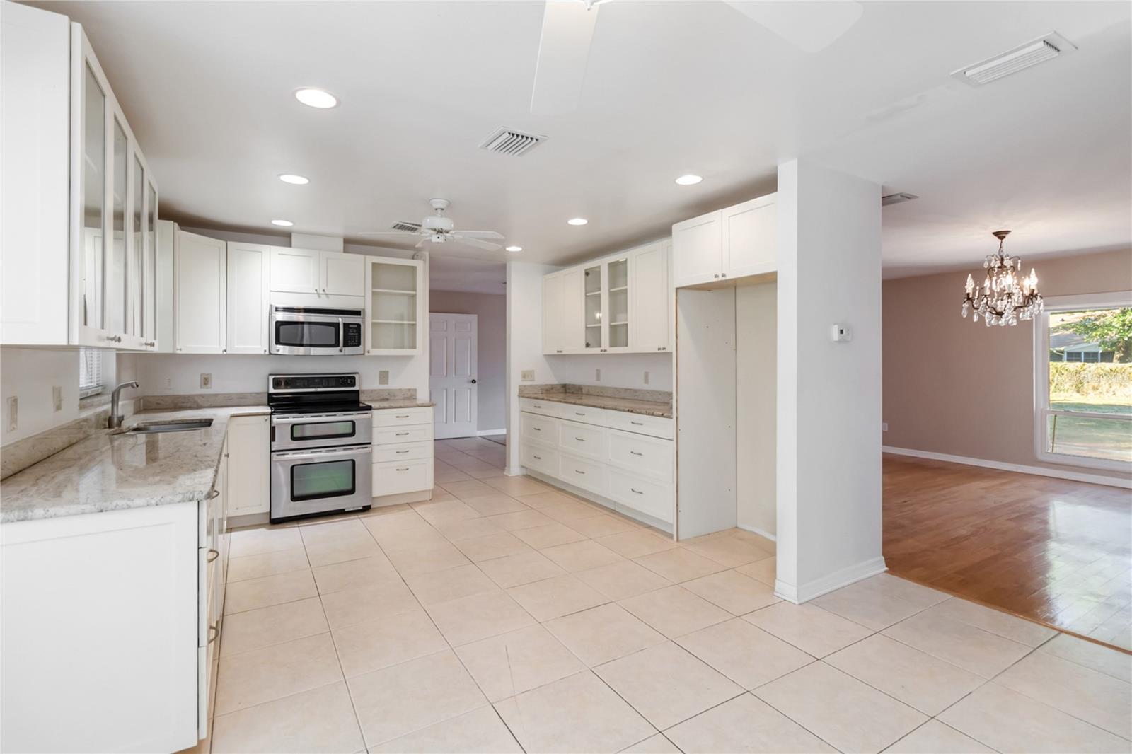 924 WALD Rd ORLANDO, FL 32806