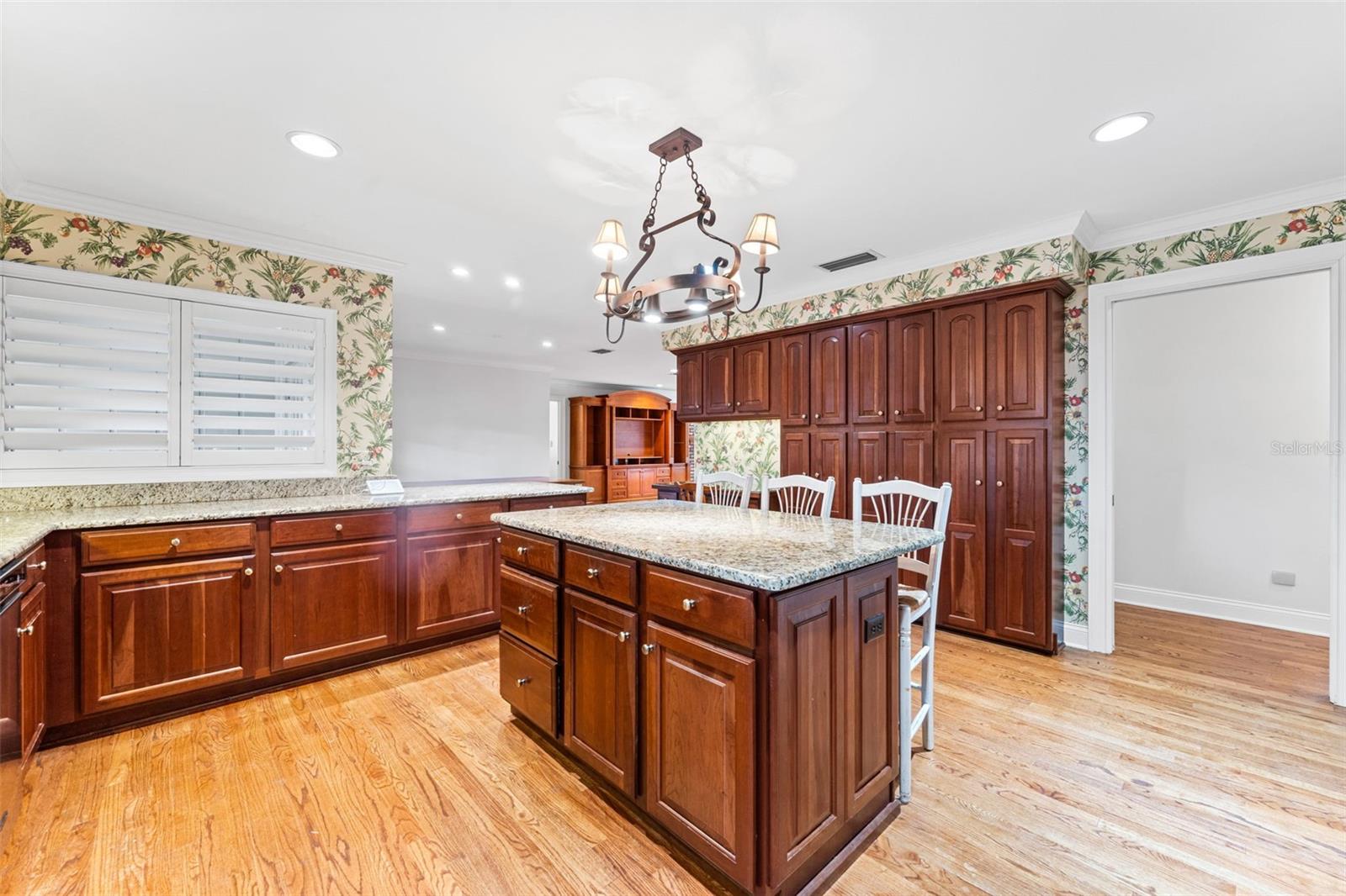 1222 MONTCALM St ORLANDO, FL 32806