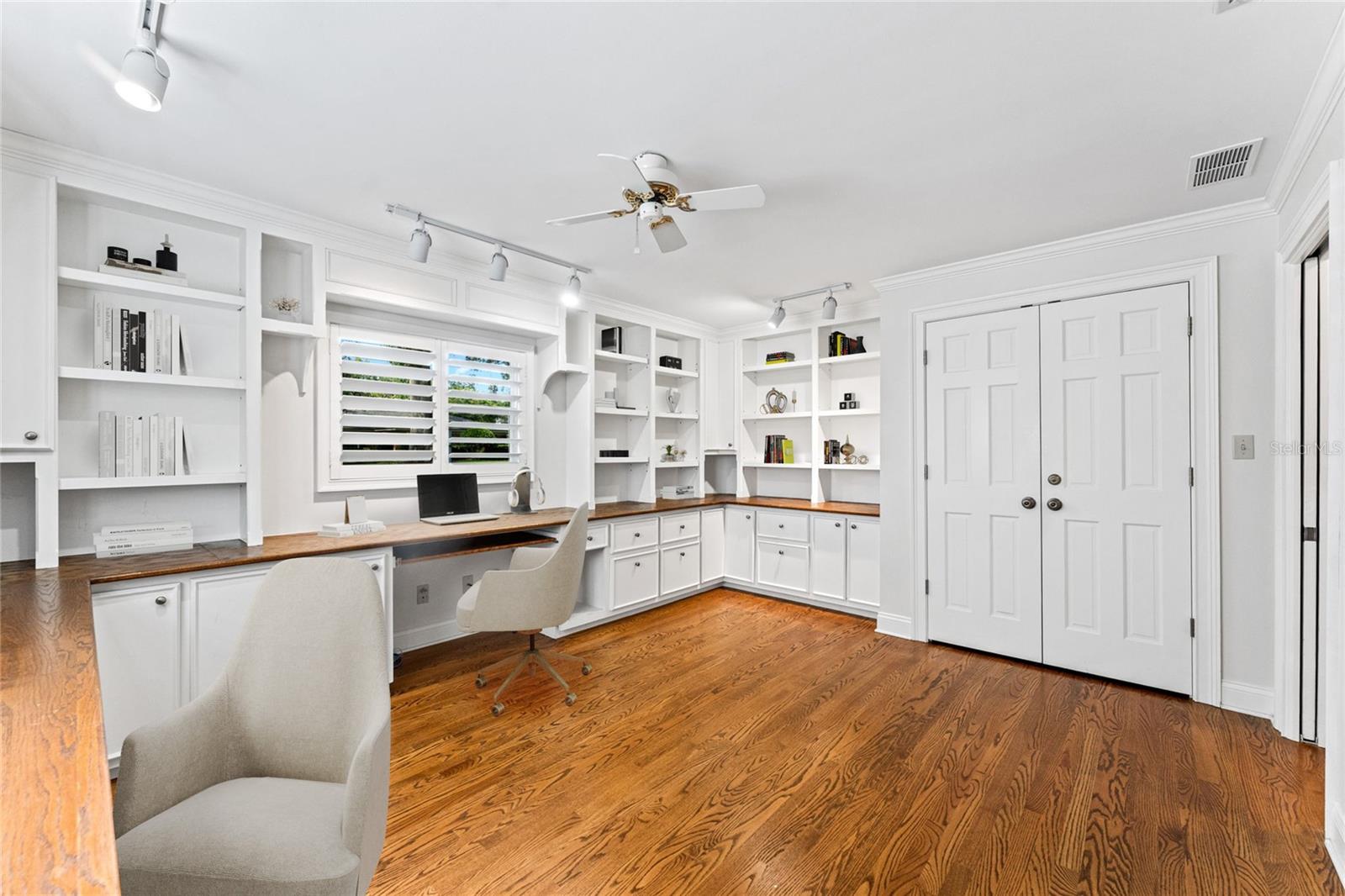 1222 MONTCALM St ORLANDO, FL 32806