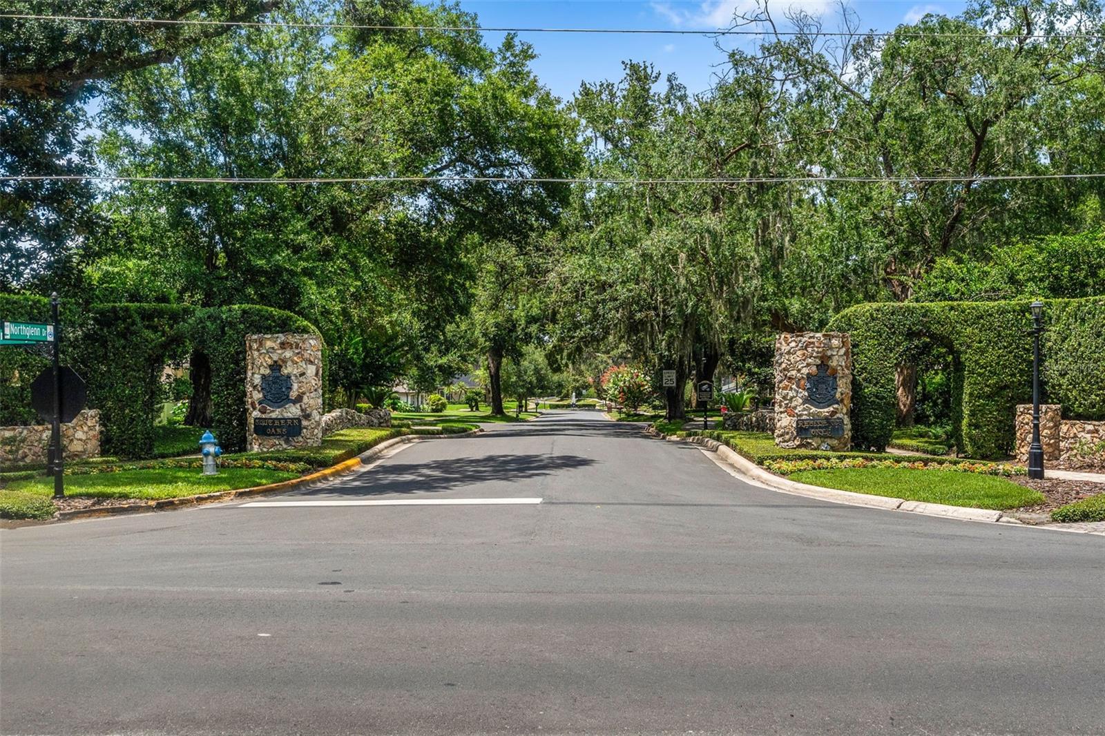 1222 MONTCALM St ORLANDO, FL 32806